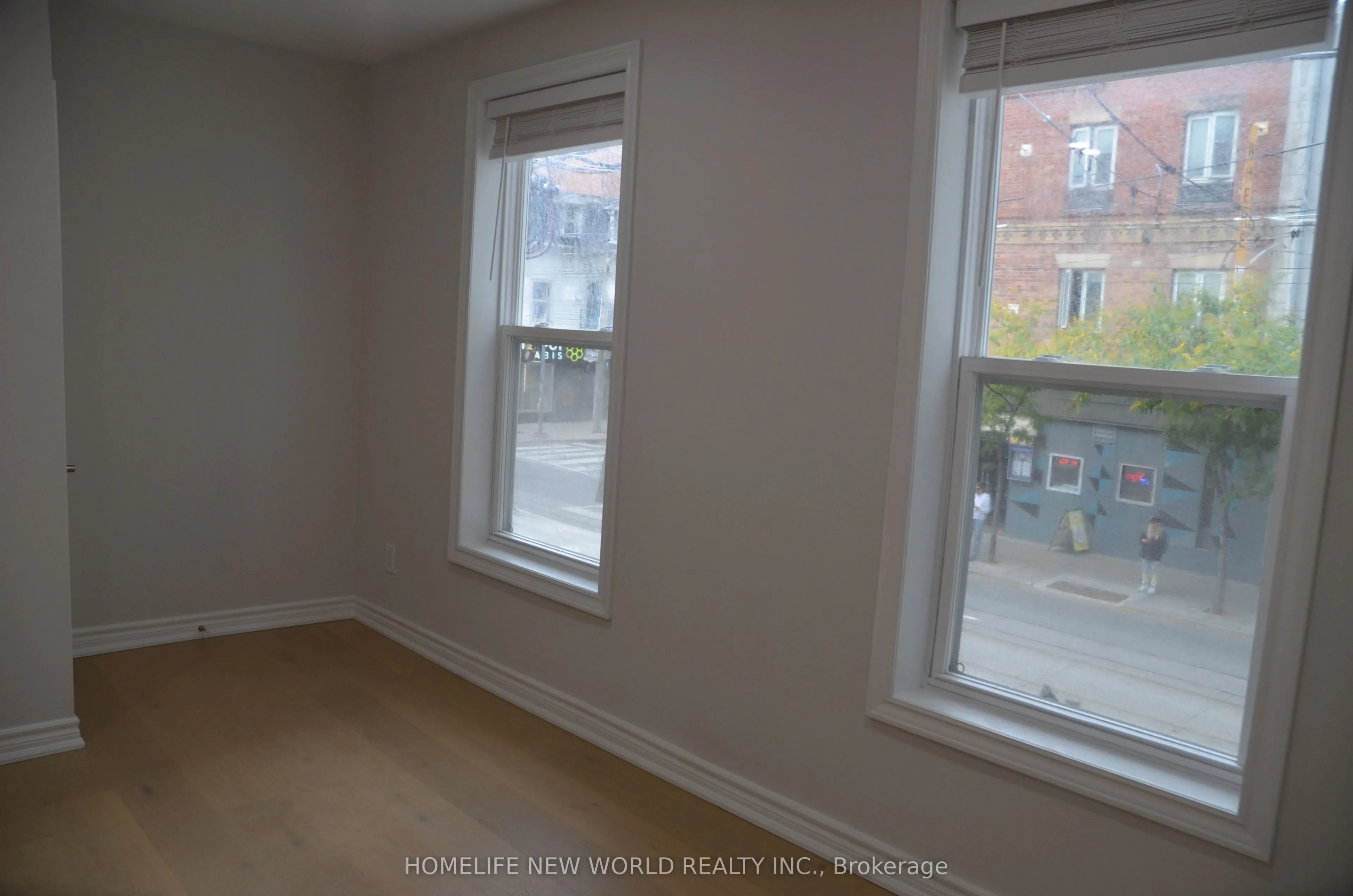 231 Queen Street W, #Upper Level