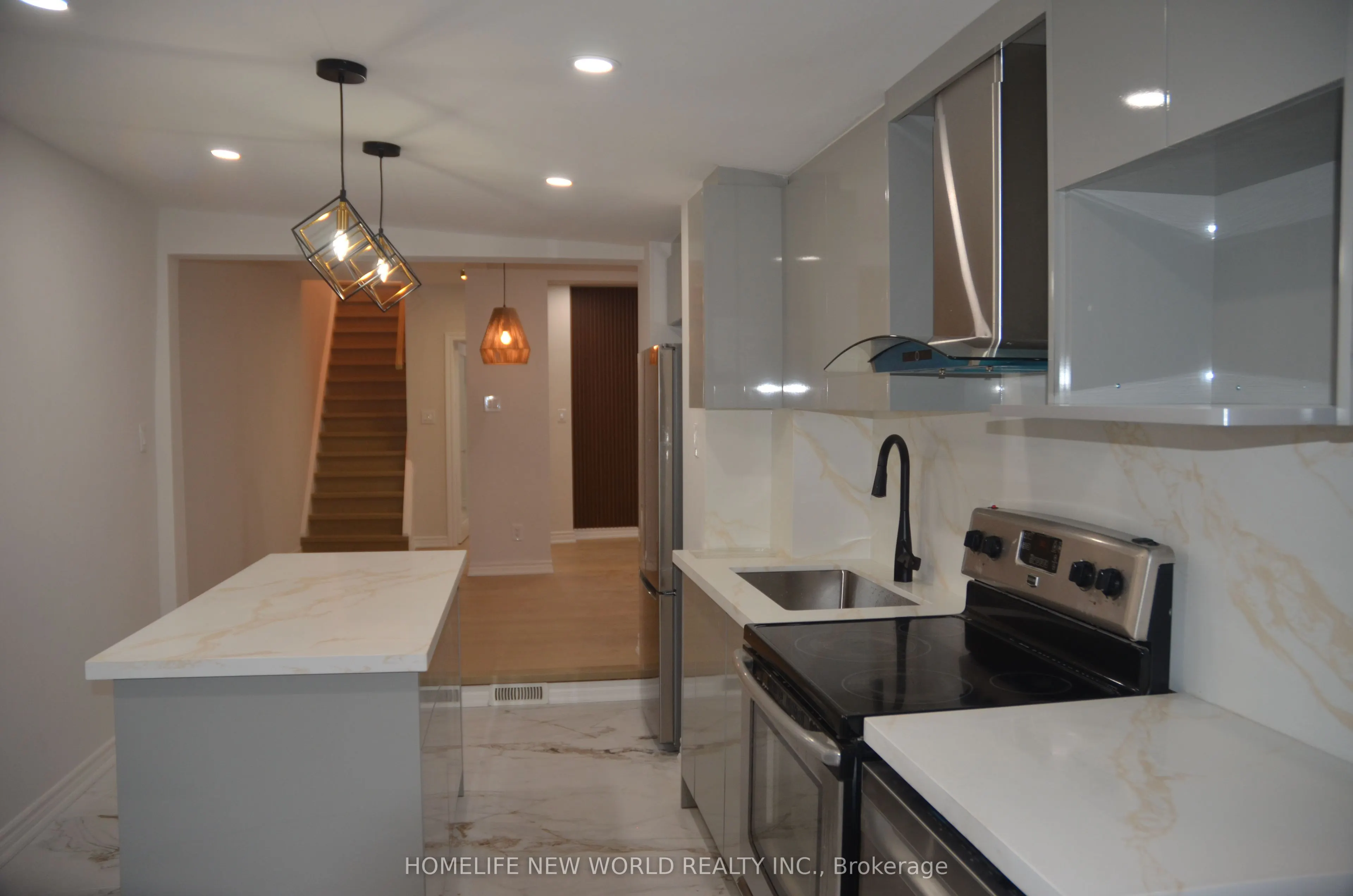 231 Queen Street W, #Upper Level