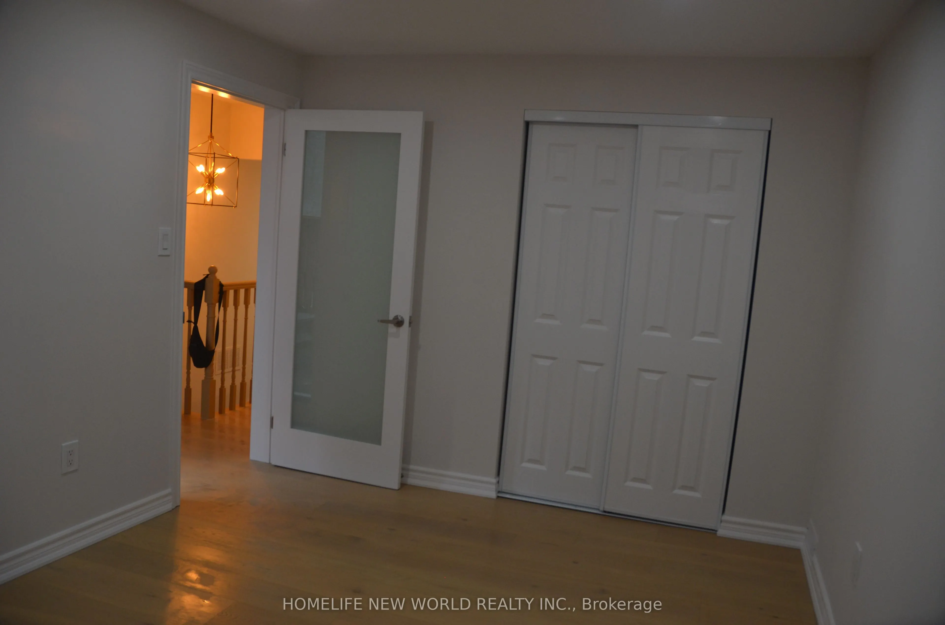 231 Queen Street W, #Upper Level