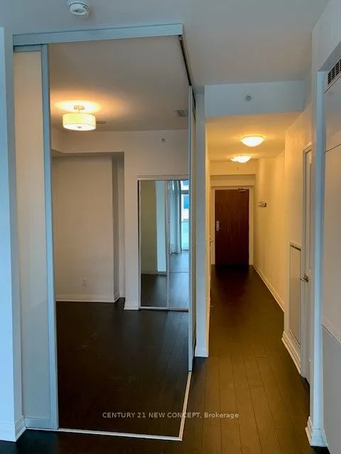 8 Mercer Street, #2804