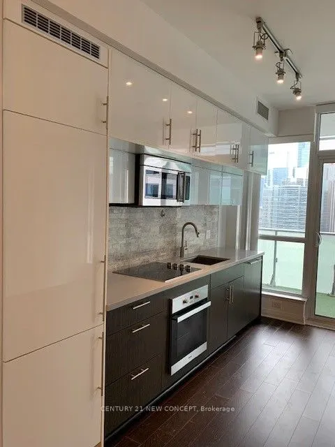 8 Mercer Street, #2804