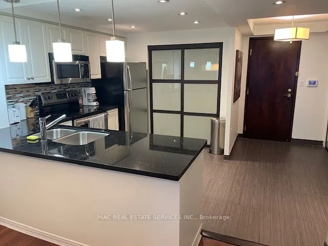 28 Hollywood Avenue, #1510