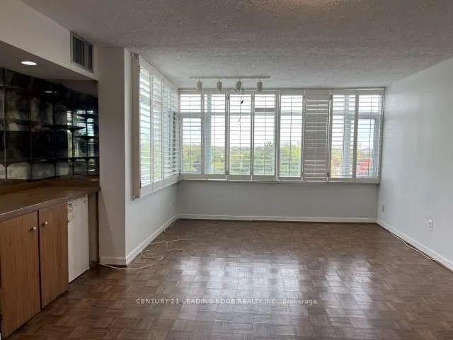 1555 Finch Avenue E, #503