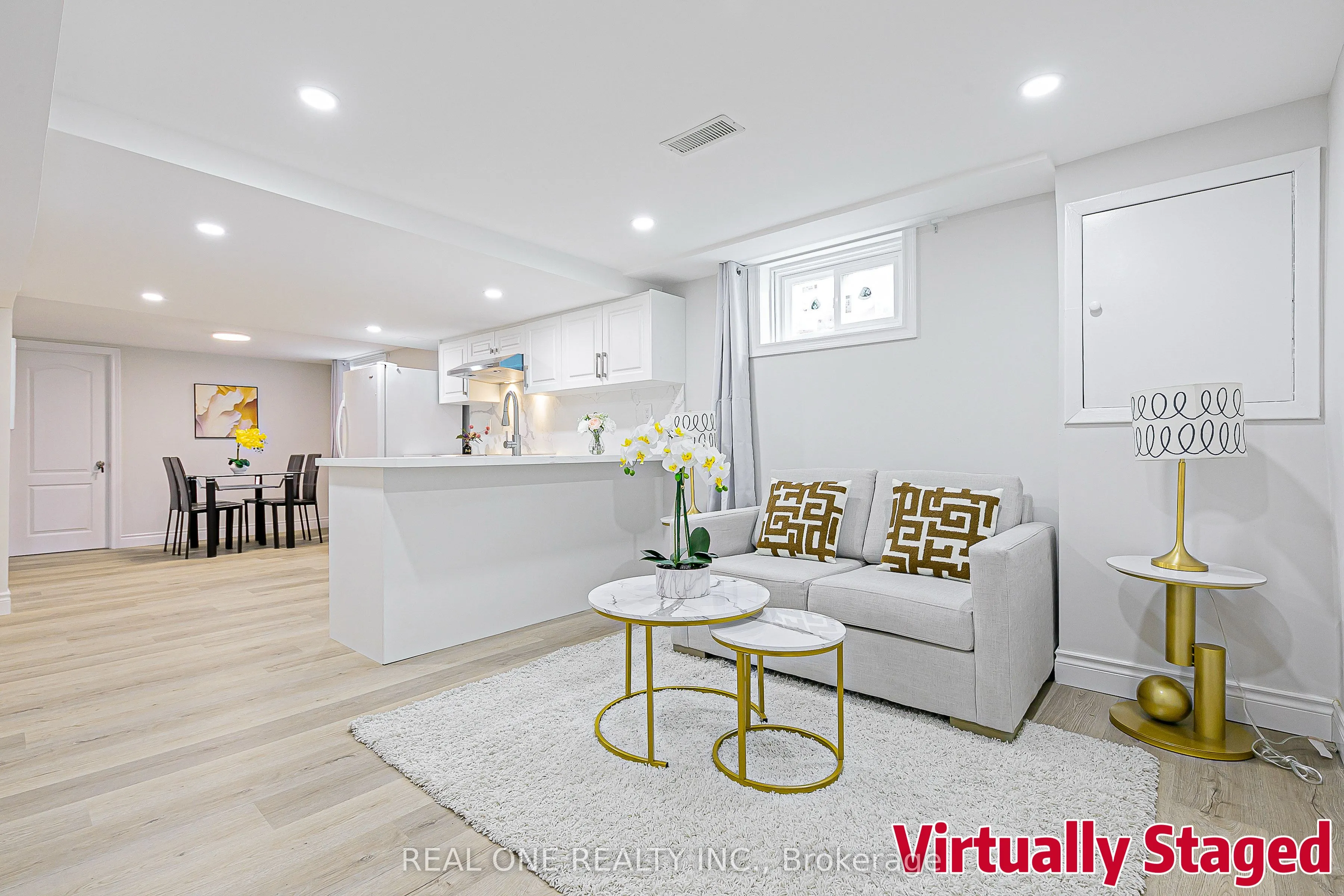 368 Hollyberry Trail