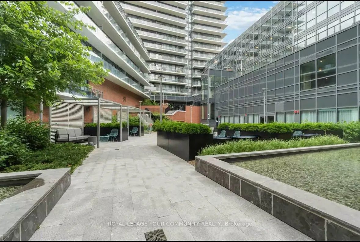 38 Iannuzzi Street, #1905