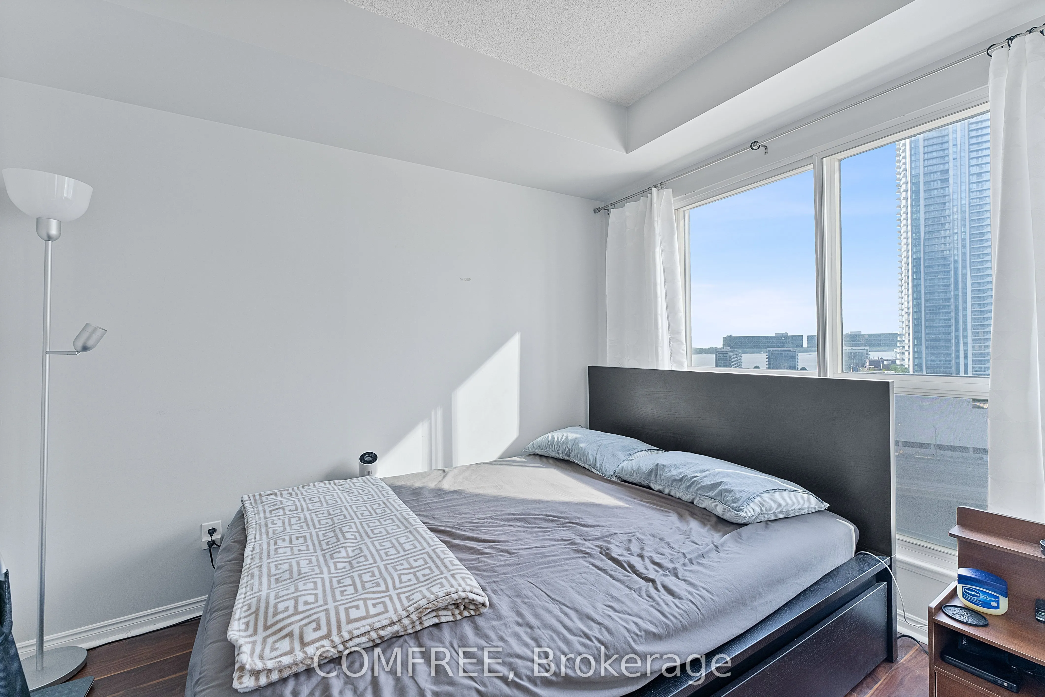 25 The Esplanade, #1519