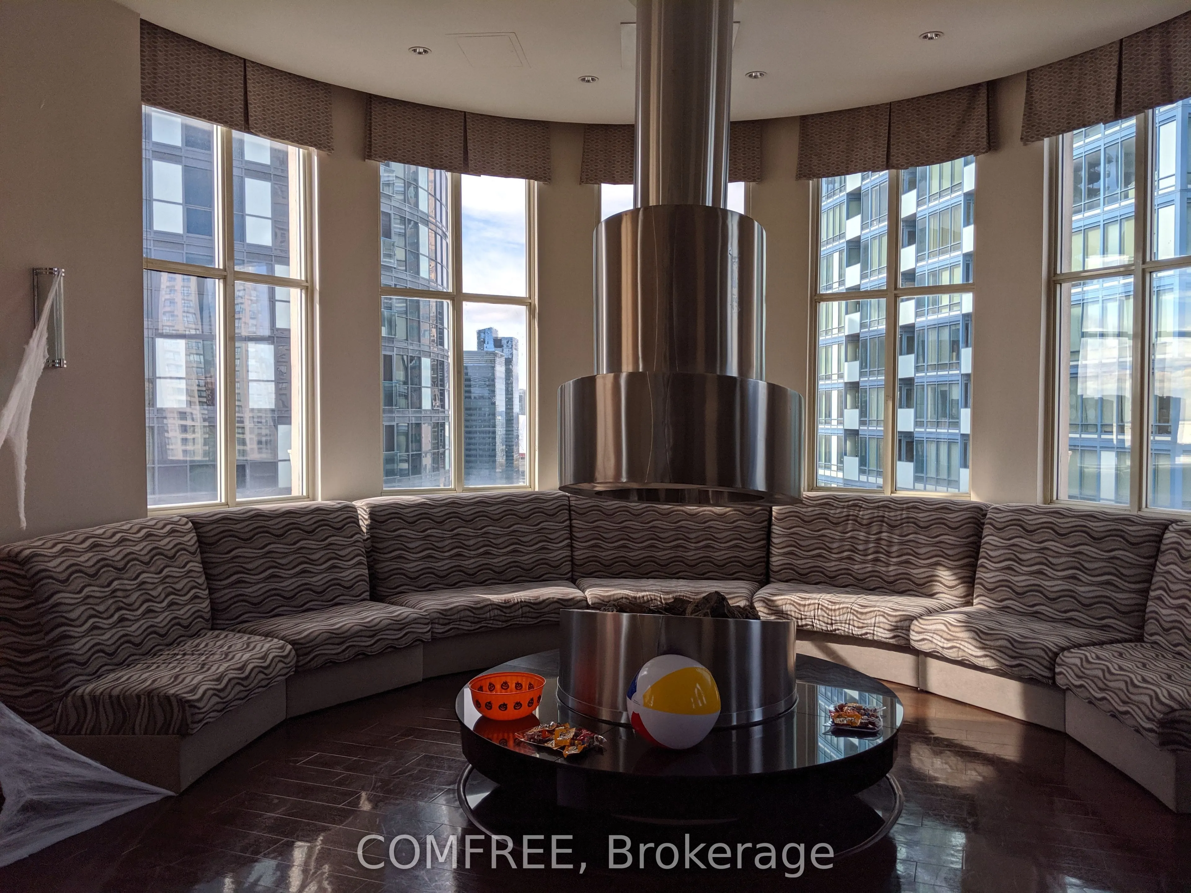 25 The Esplanade, #1519