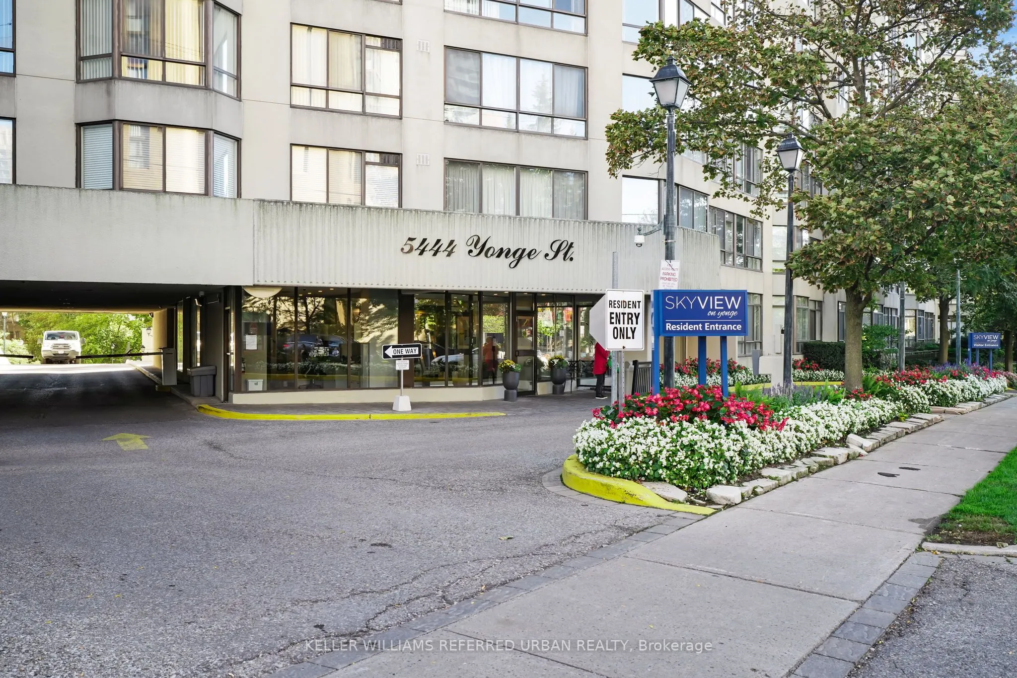5444 Yonge Street, #501