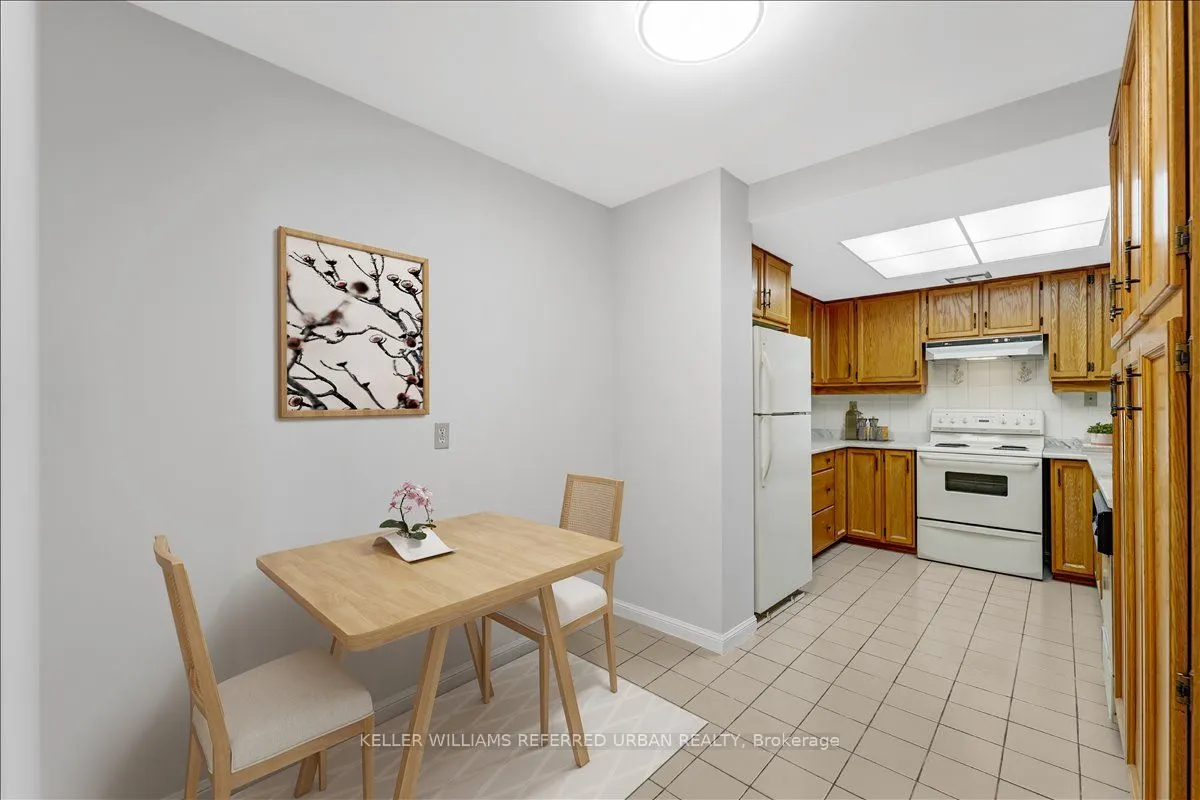 5444 Yonge Street, #501