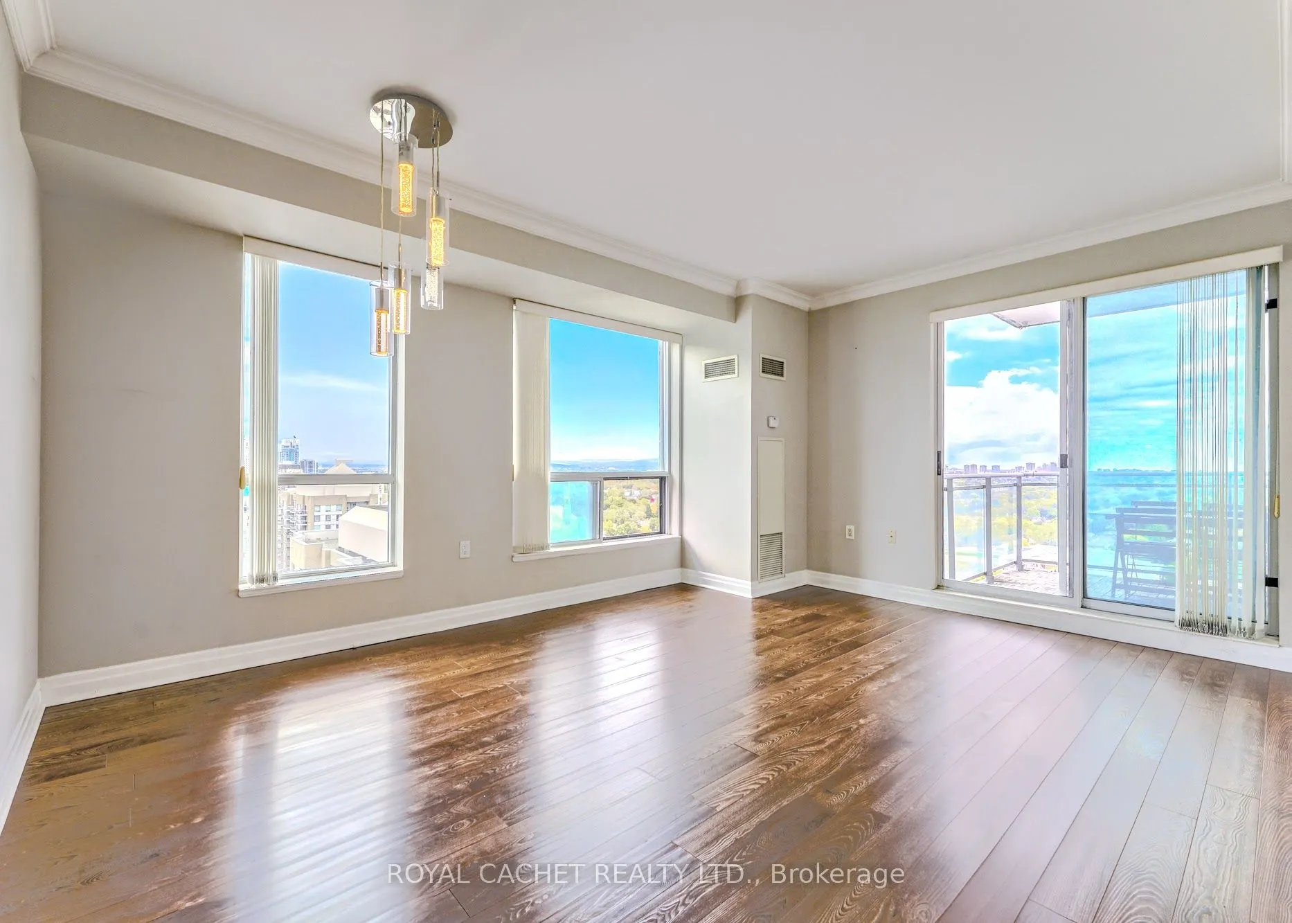 21 Hillcrest Avenue, #2801
