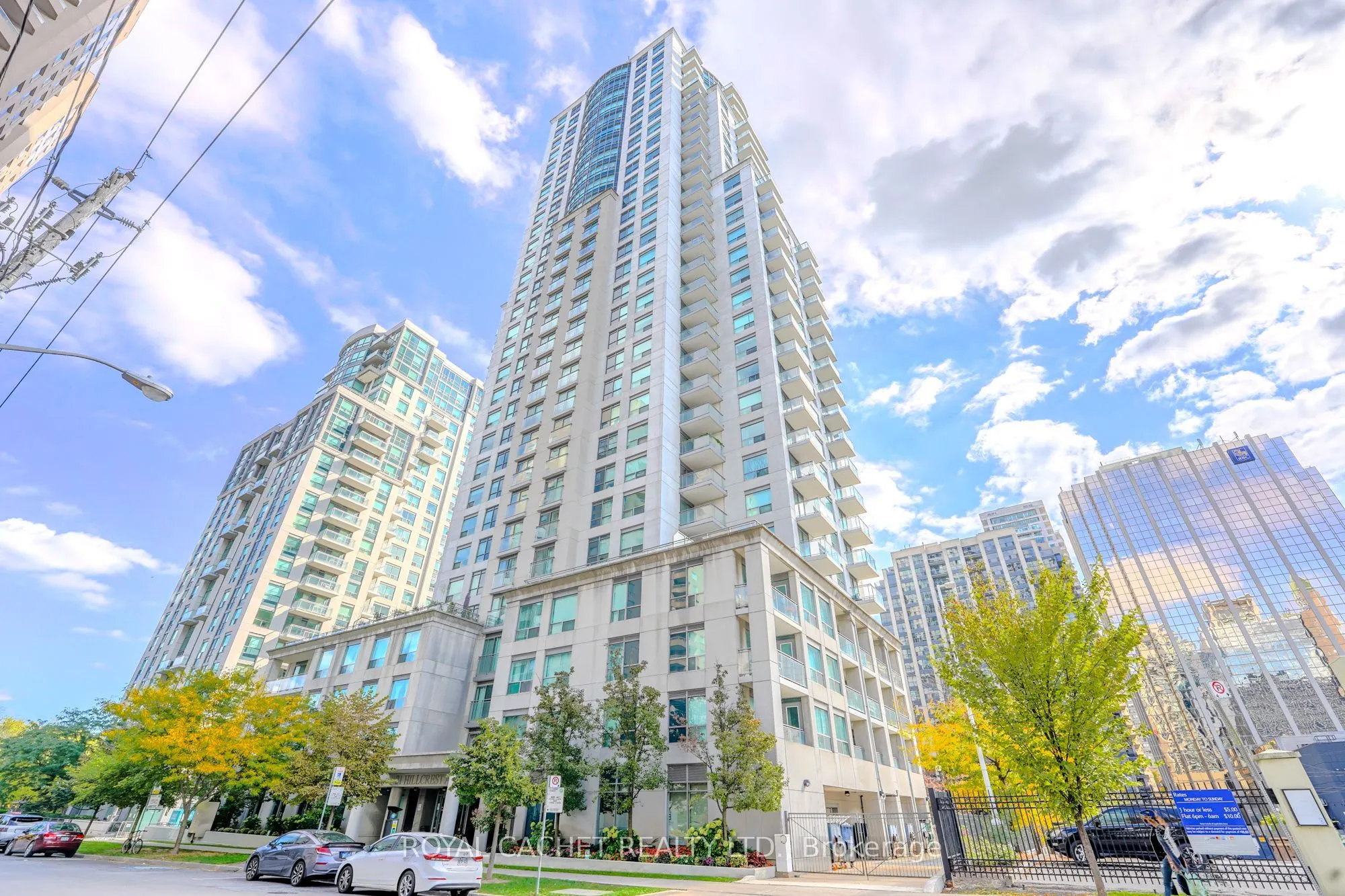 21 Hillcrest Avenue, #2801