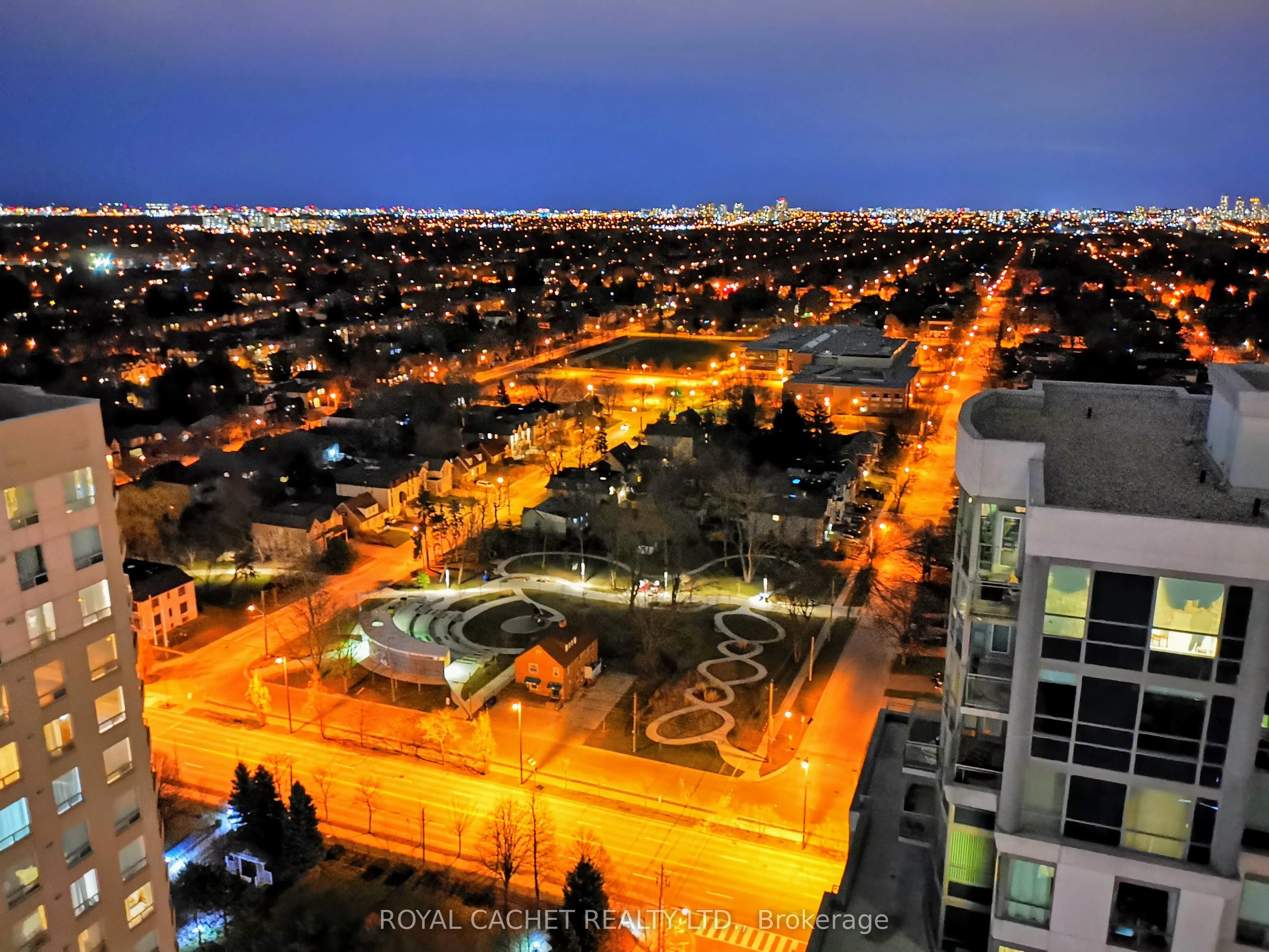 21 Hillcrest Avenue, #2801