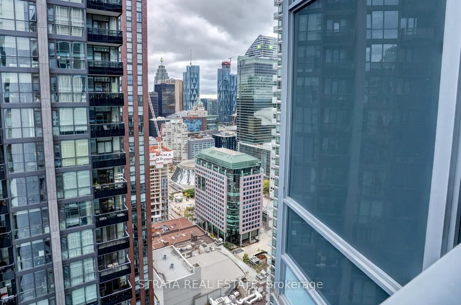 21 Widmer Street, #3606