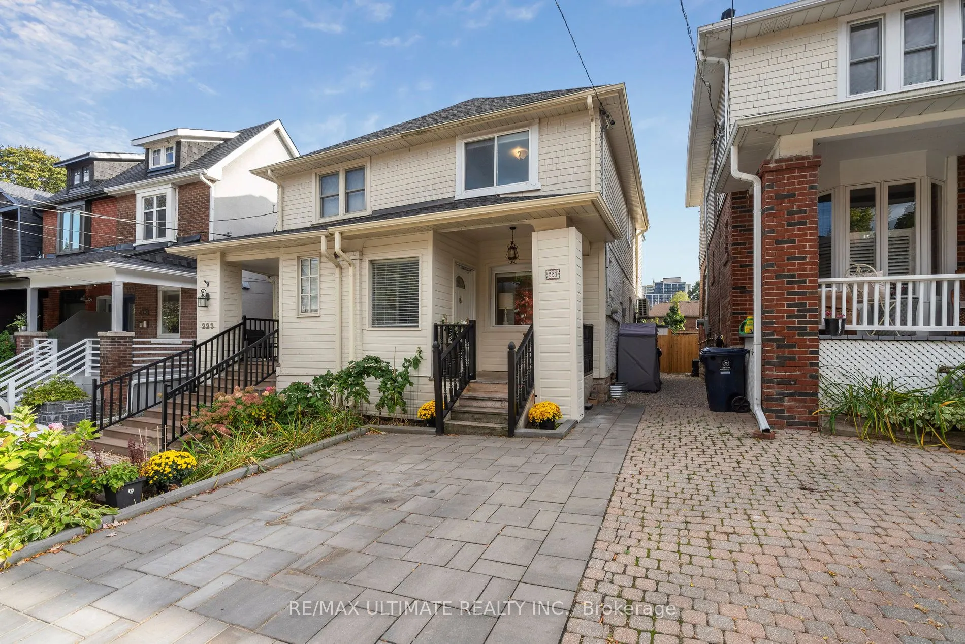 221 Erskine Avenue