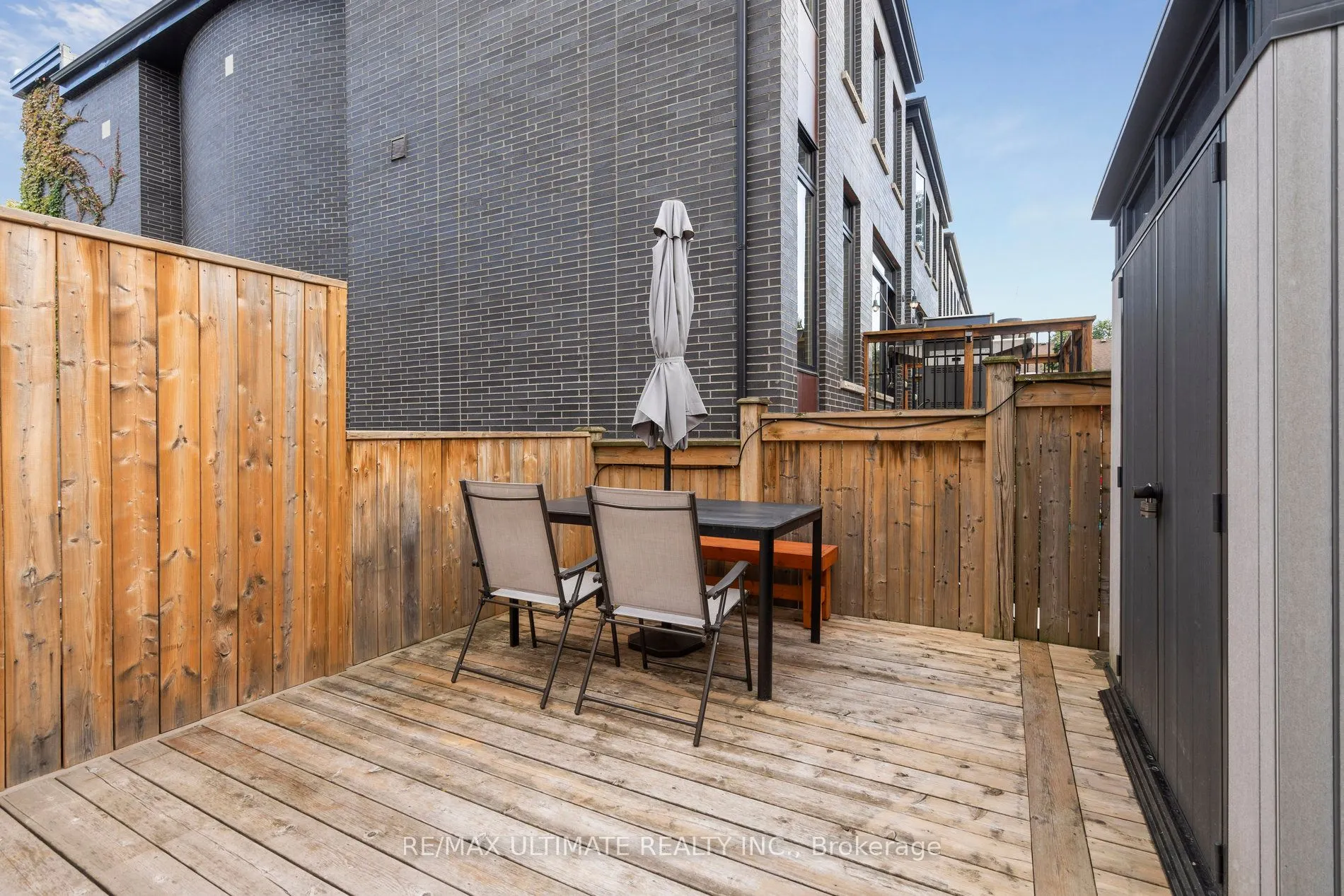 221 Erskine Avenue