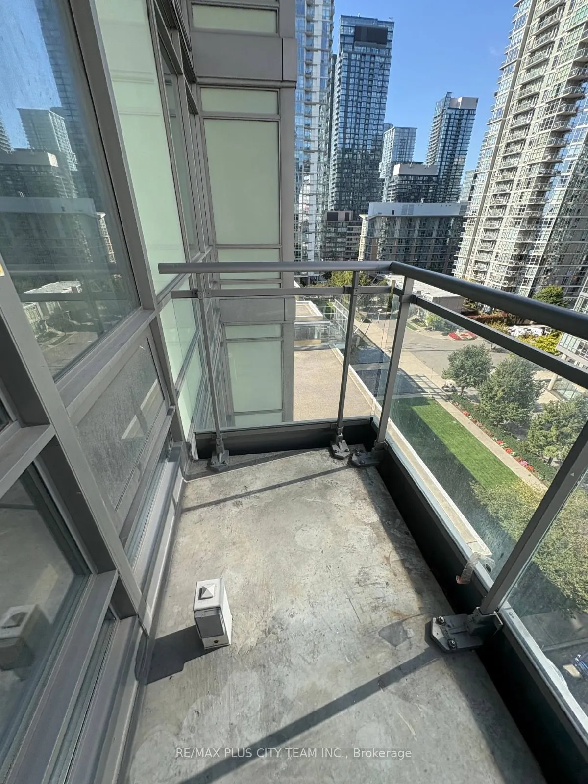 5 Mariner Terrace, #1008