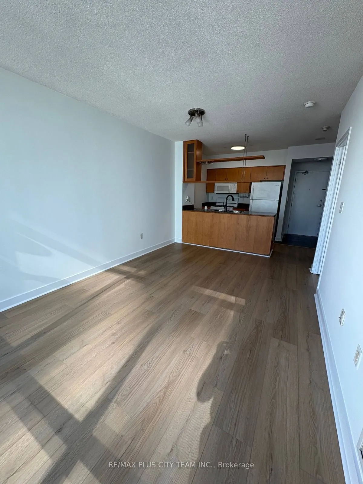 5 Mariner Terrace, #1008