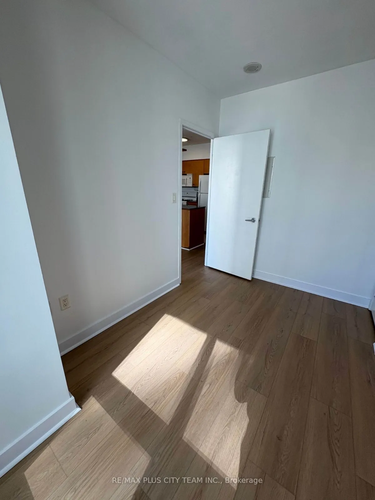 5 Mariner Terrace, #1008
