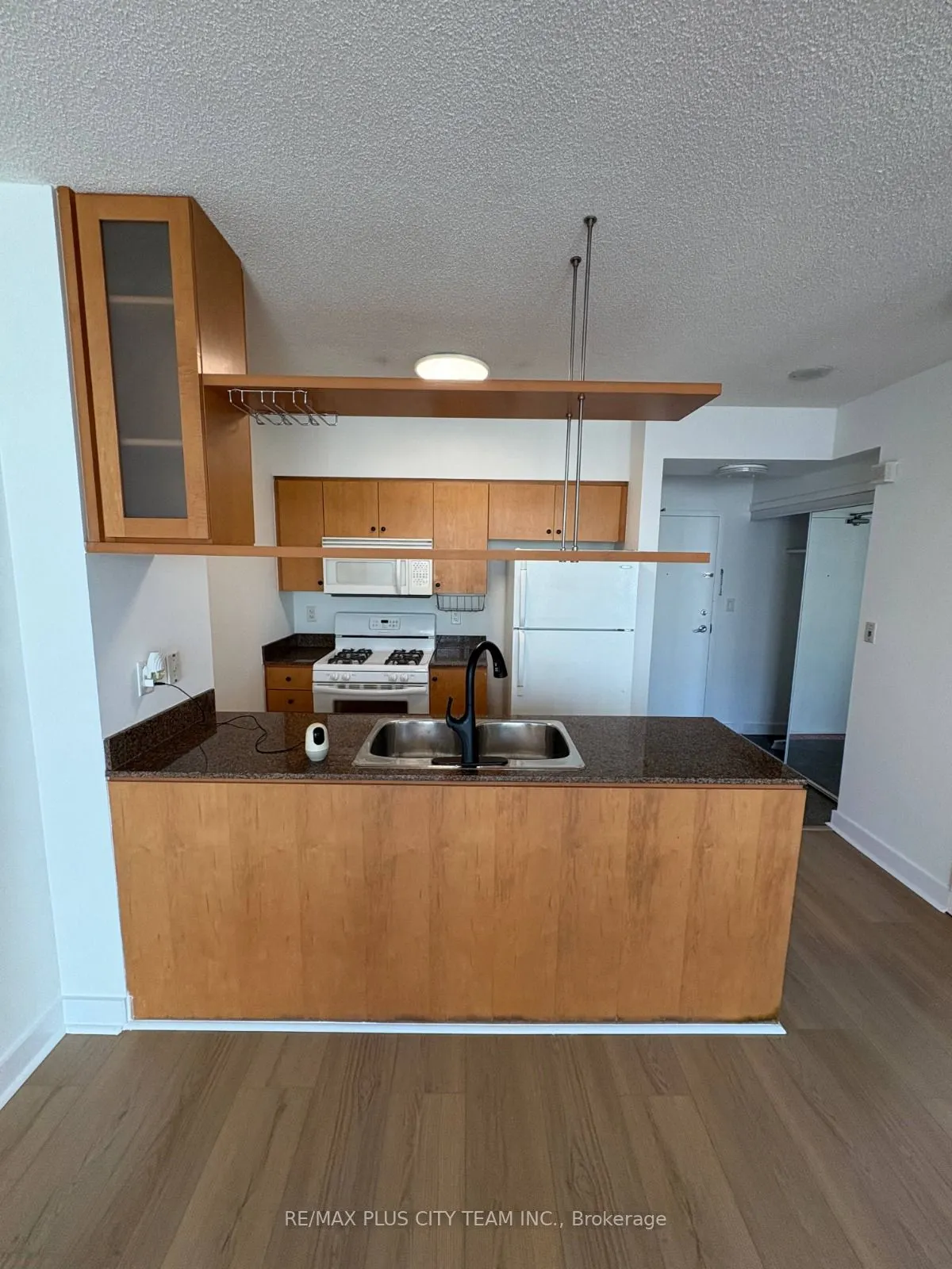 5 Mariner Terrace, #1008