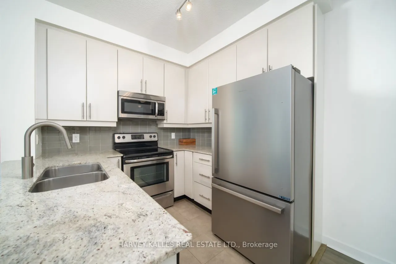 33 Bay Street, #4003