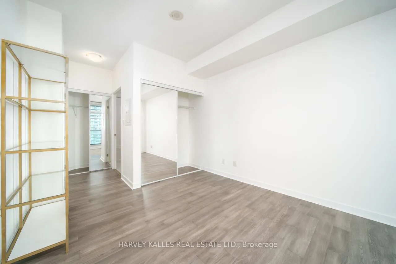 33 Bay Street, #4003
