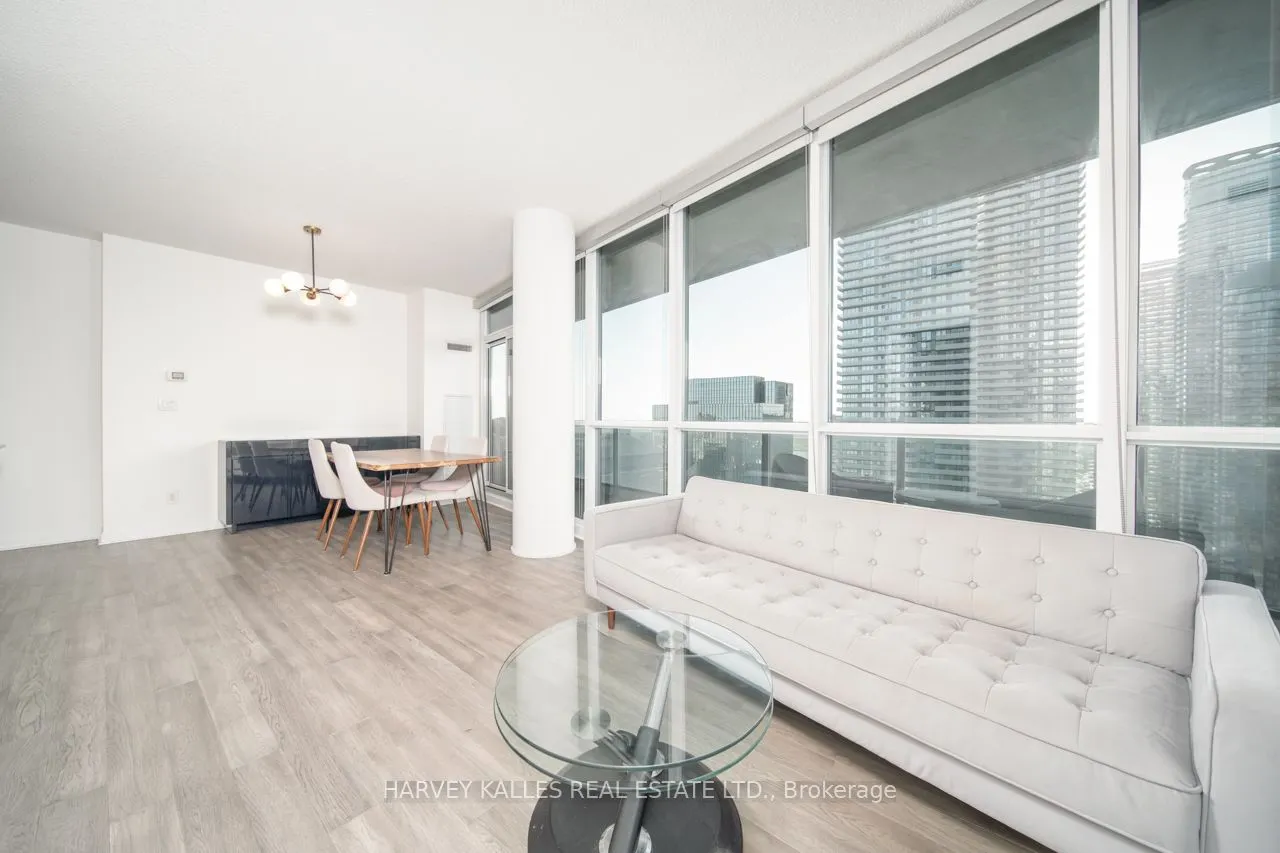 33 Bay Street, #4003