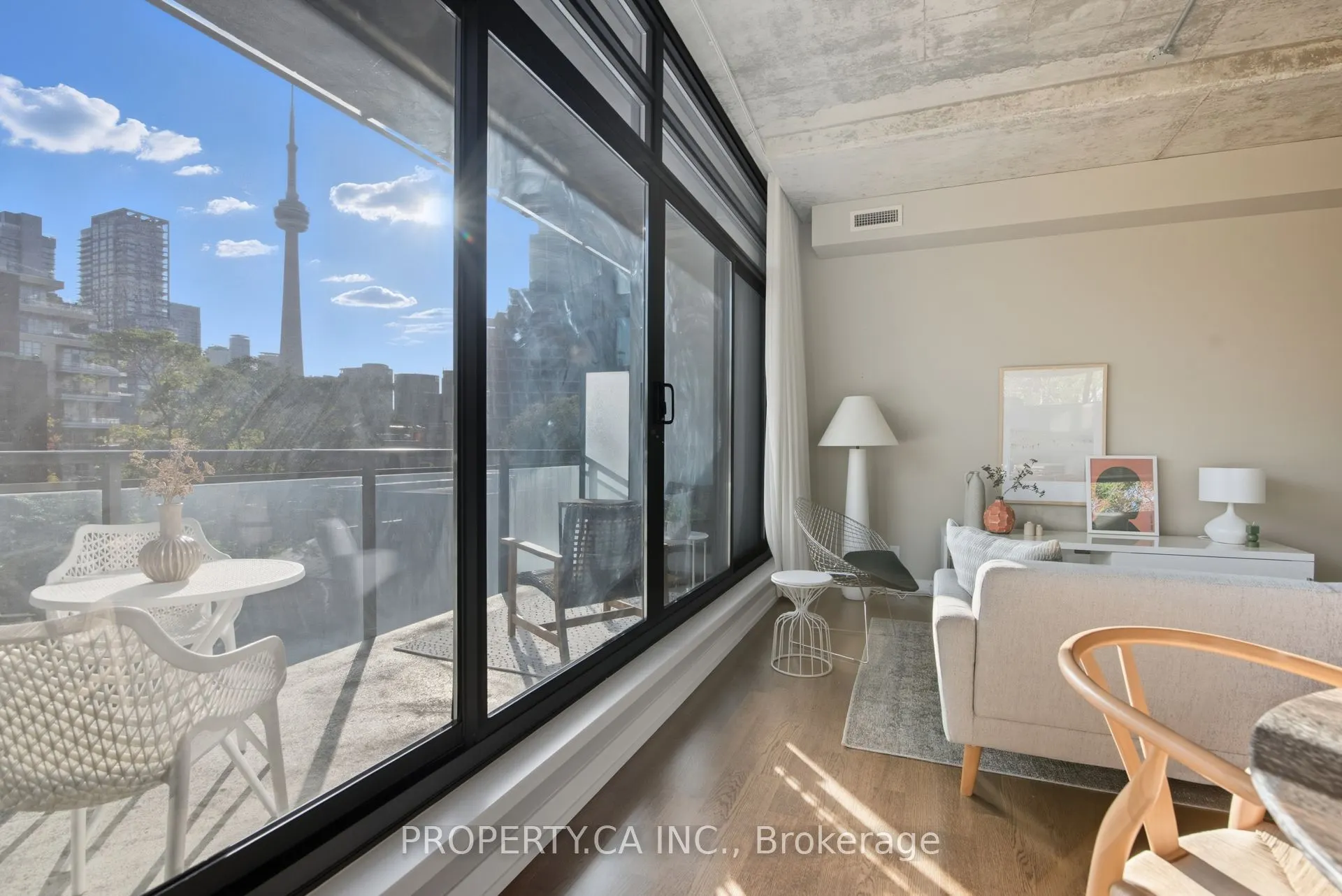 10 Morrison Street, #403