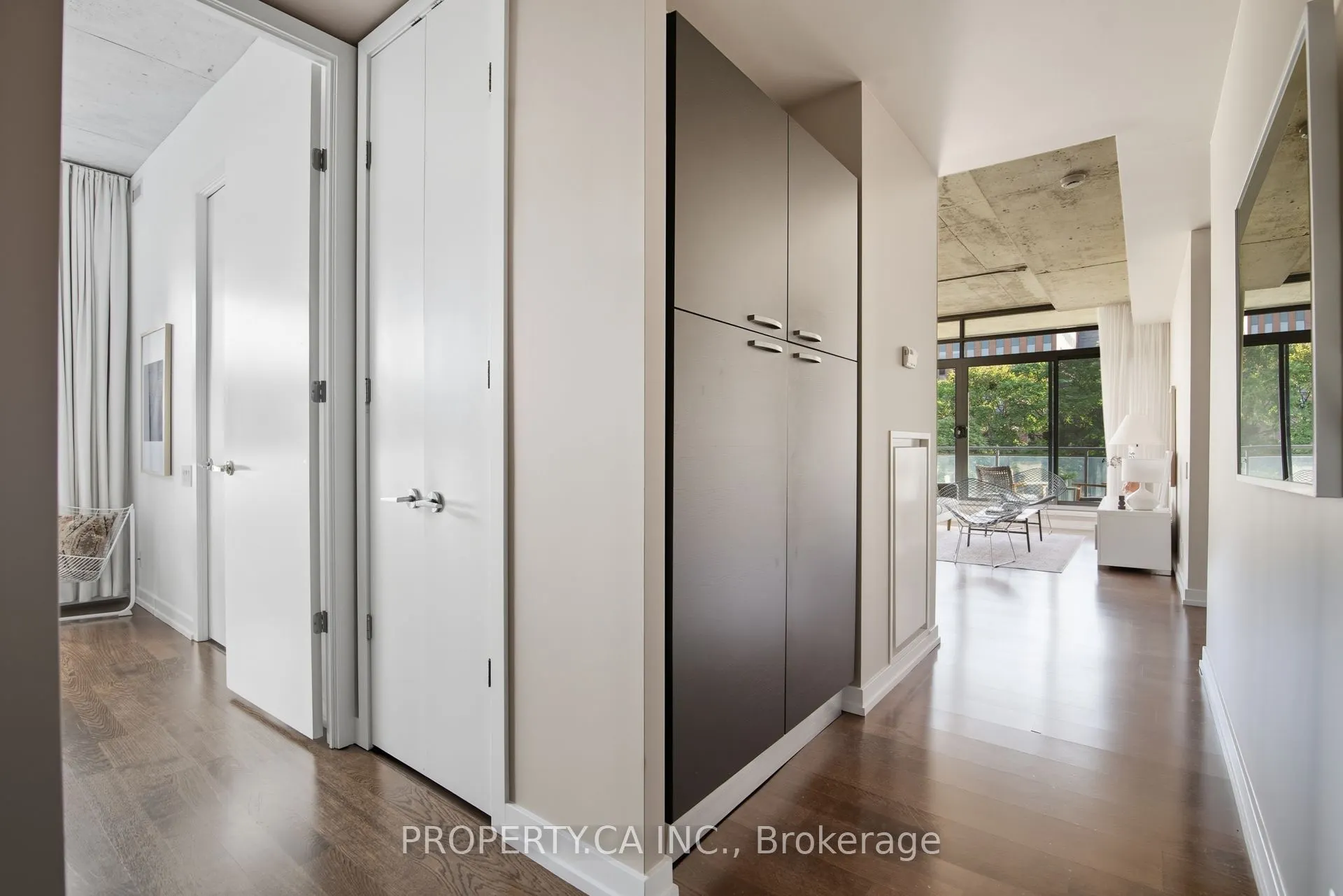 10 Morrison Street, #403