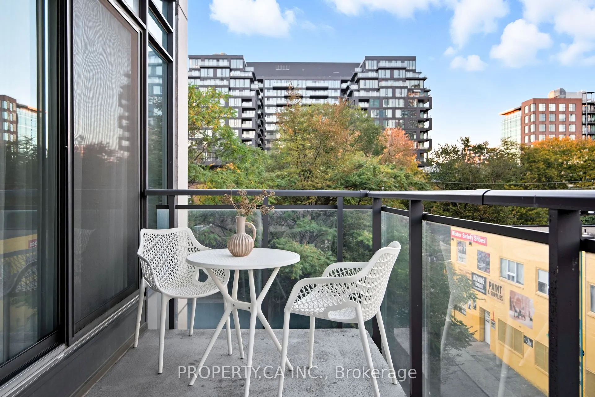 10 Morrison Street, #403