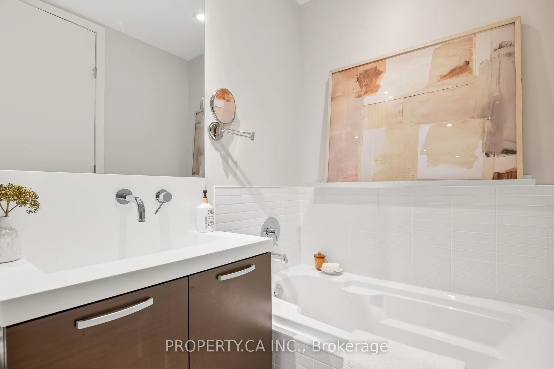 10 Morrison Street, #403