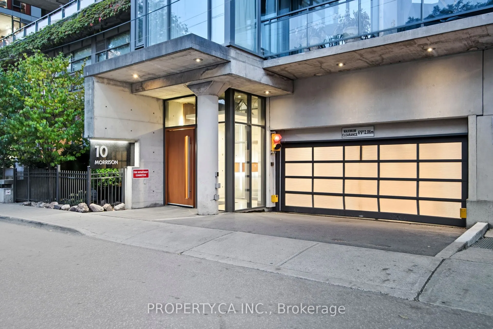 10 Morrison Street, #403