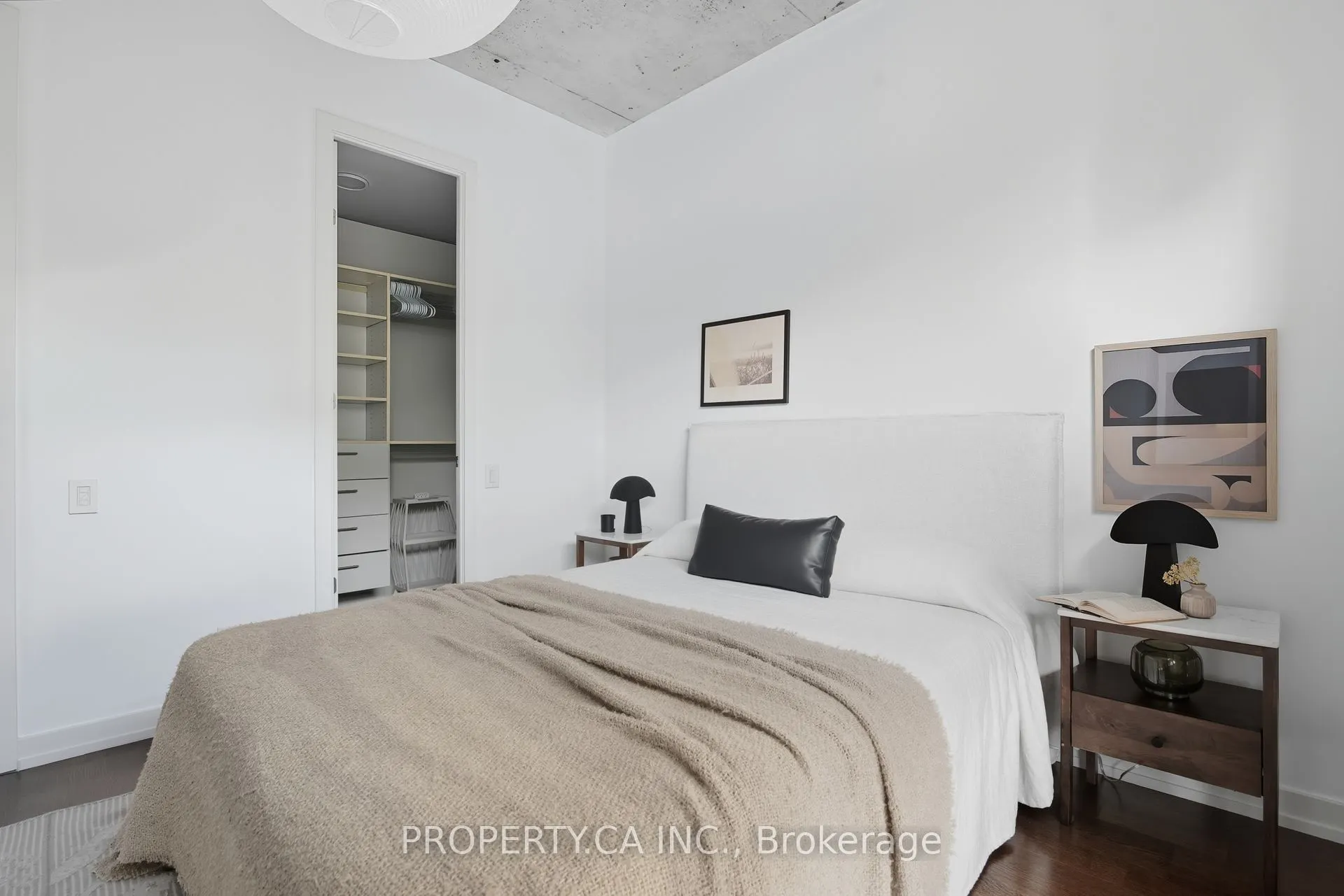 10 Morrison Street, #403