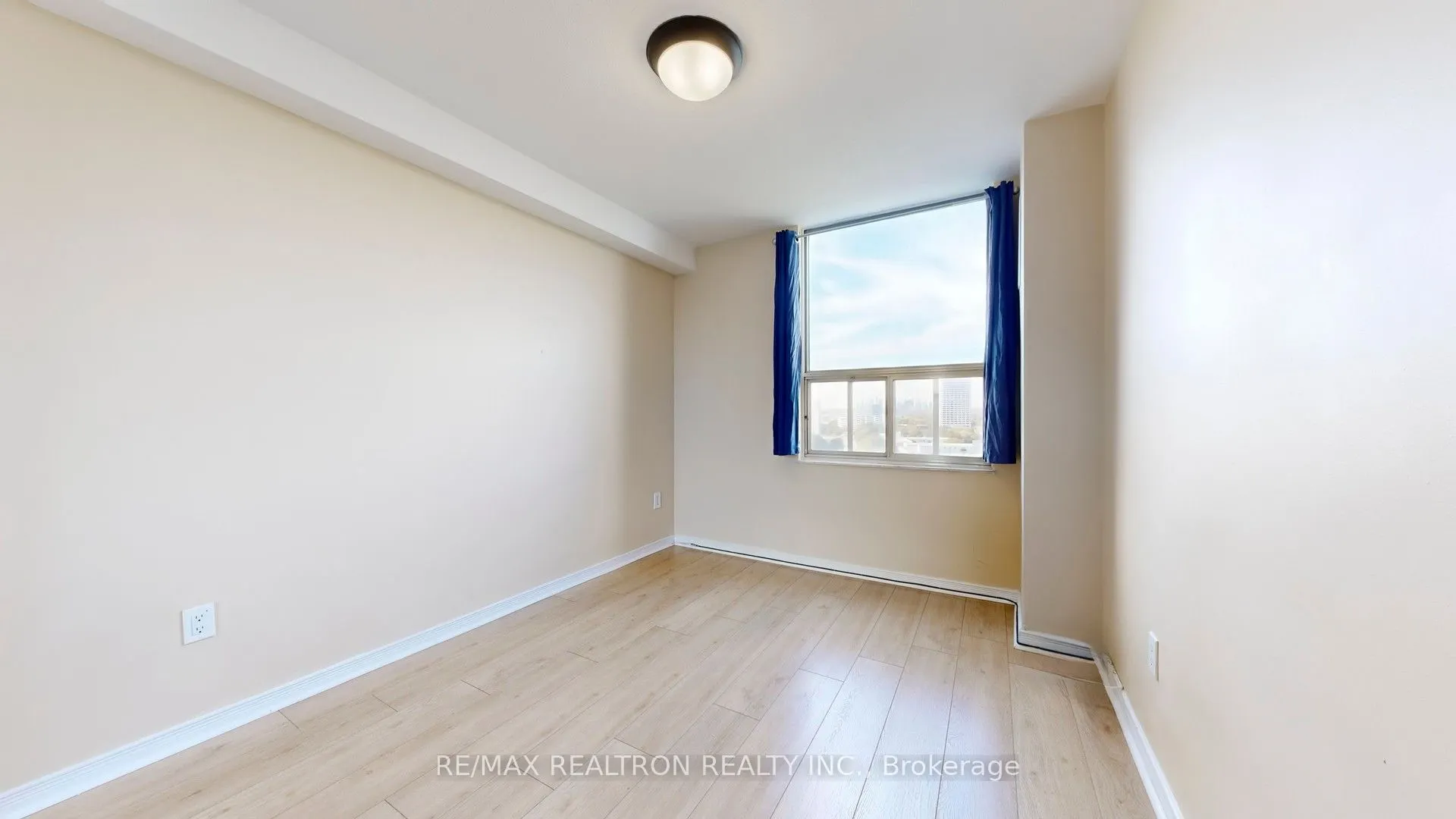 10 Edgecliffe Golfway, #1918