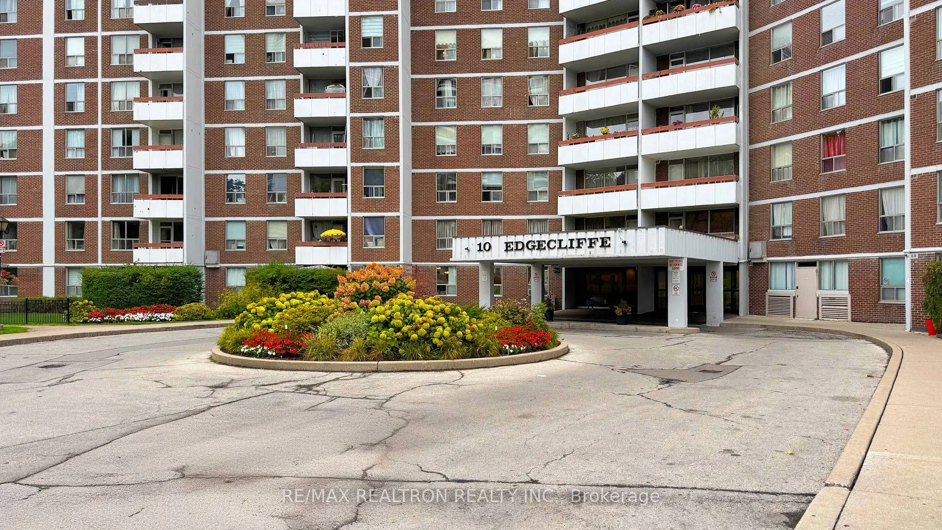 10 Edgecliffe Golfway, #1918