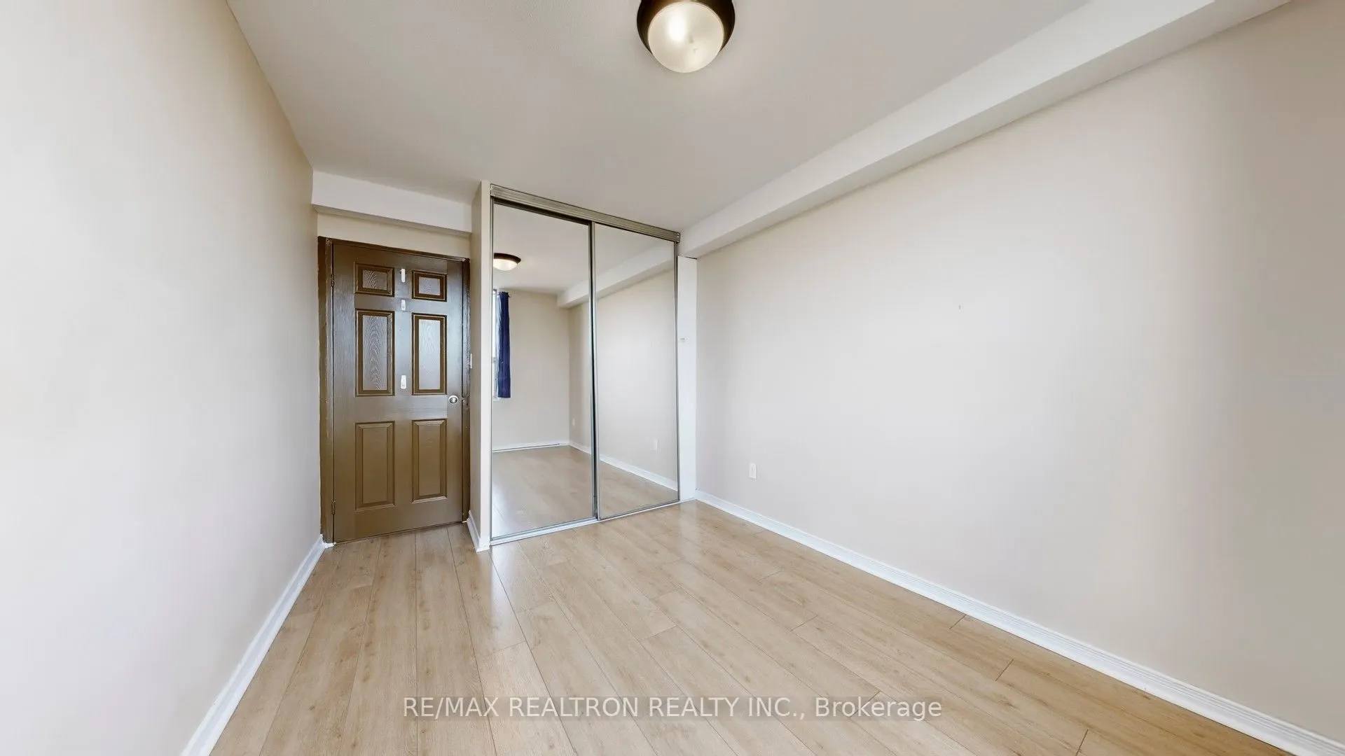 10 Edgecliffe Golfway, #1918