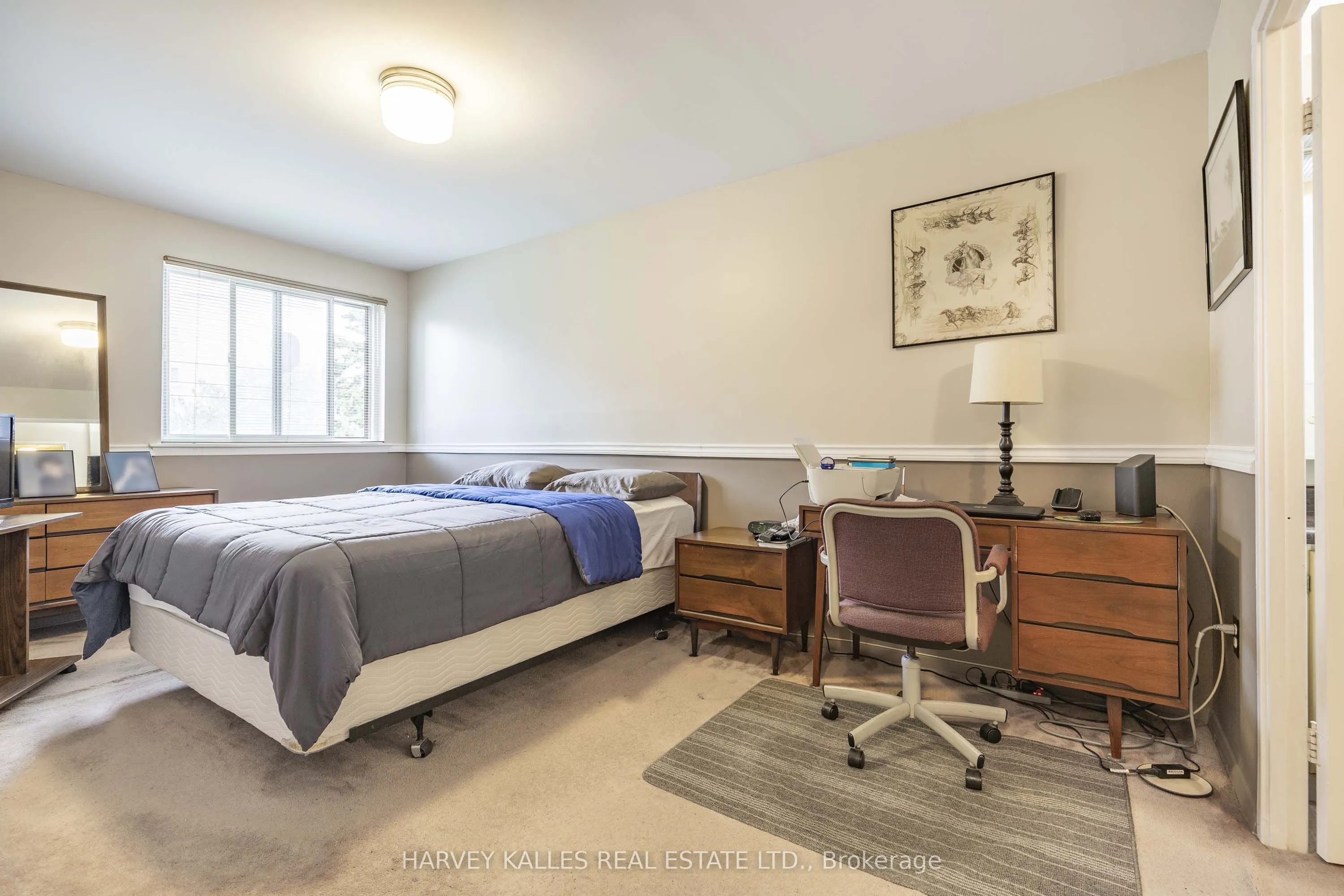 4001 Don Mills Road, #142