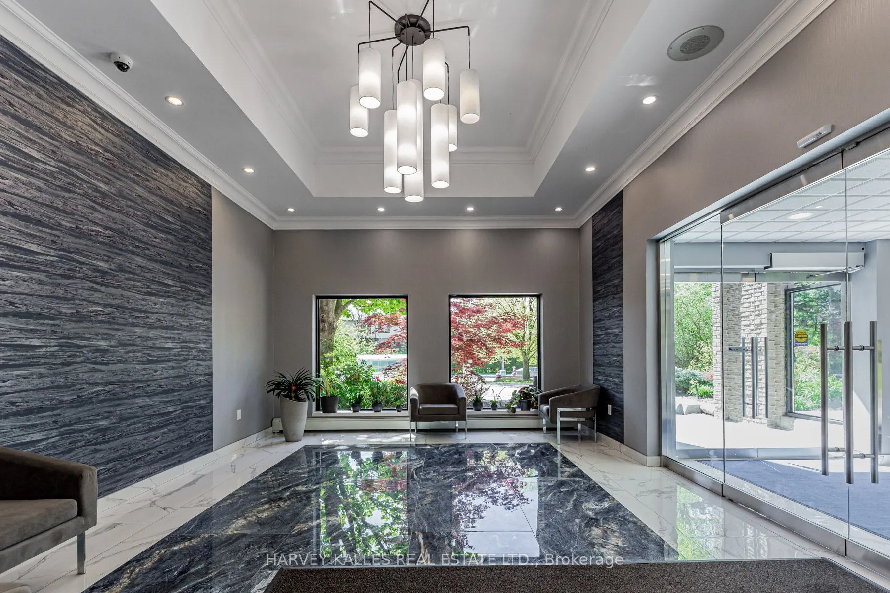 4001 Don Mills Road, #142