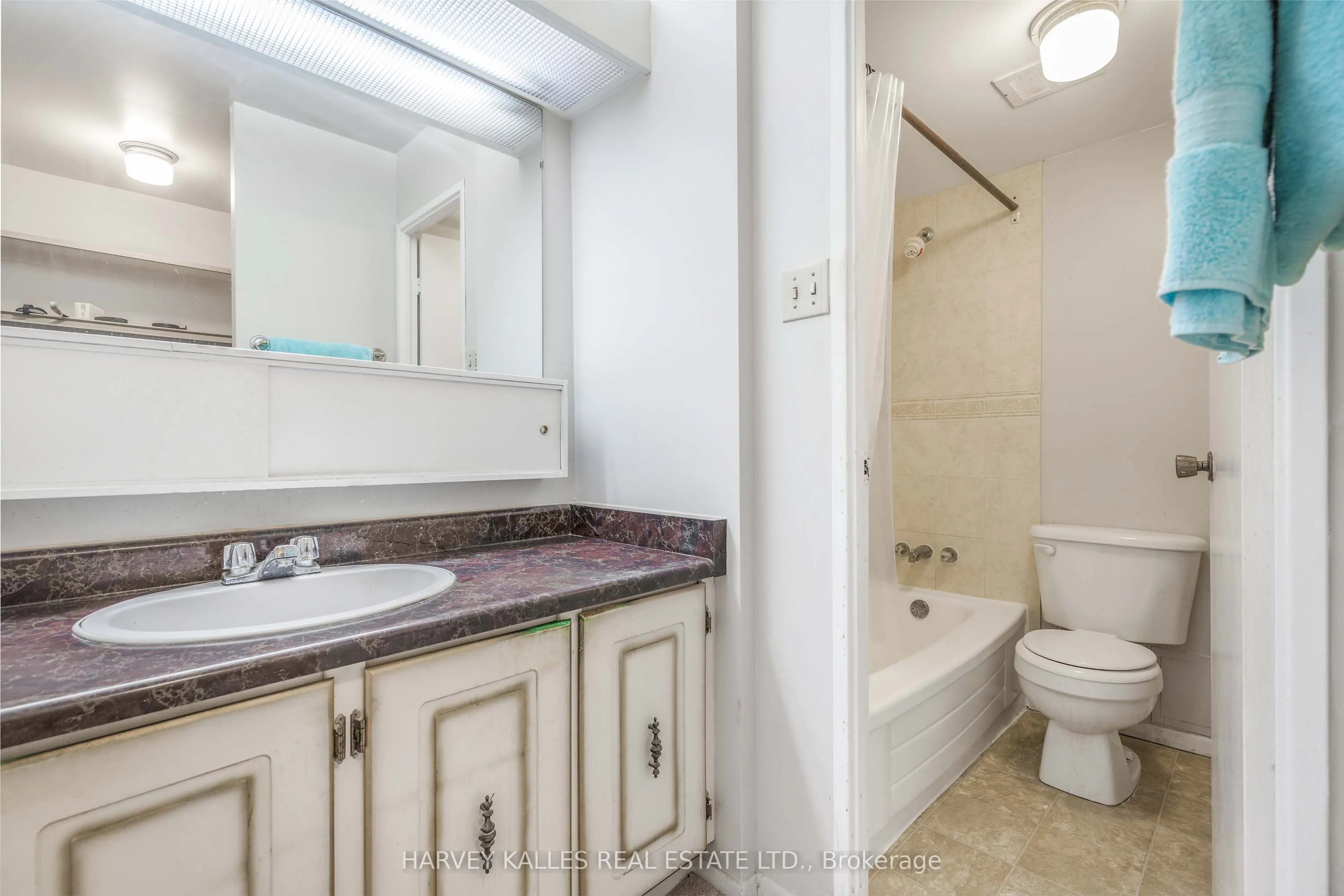4001 Don Mills Road, #142