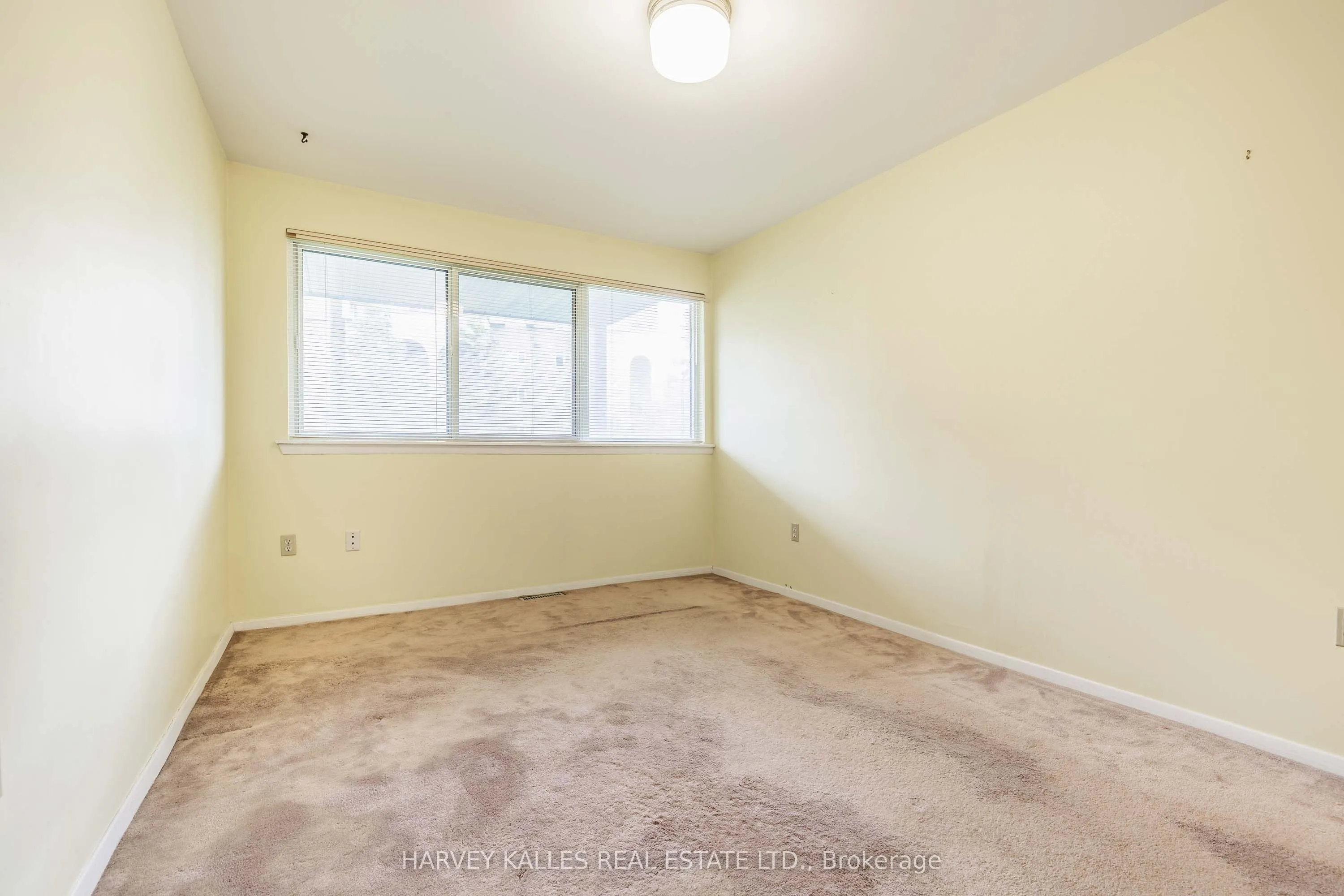 4001 Don Mills Road, #142
