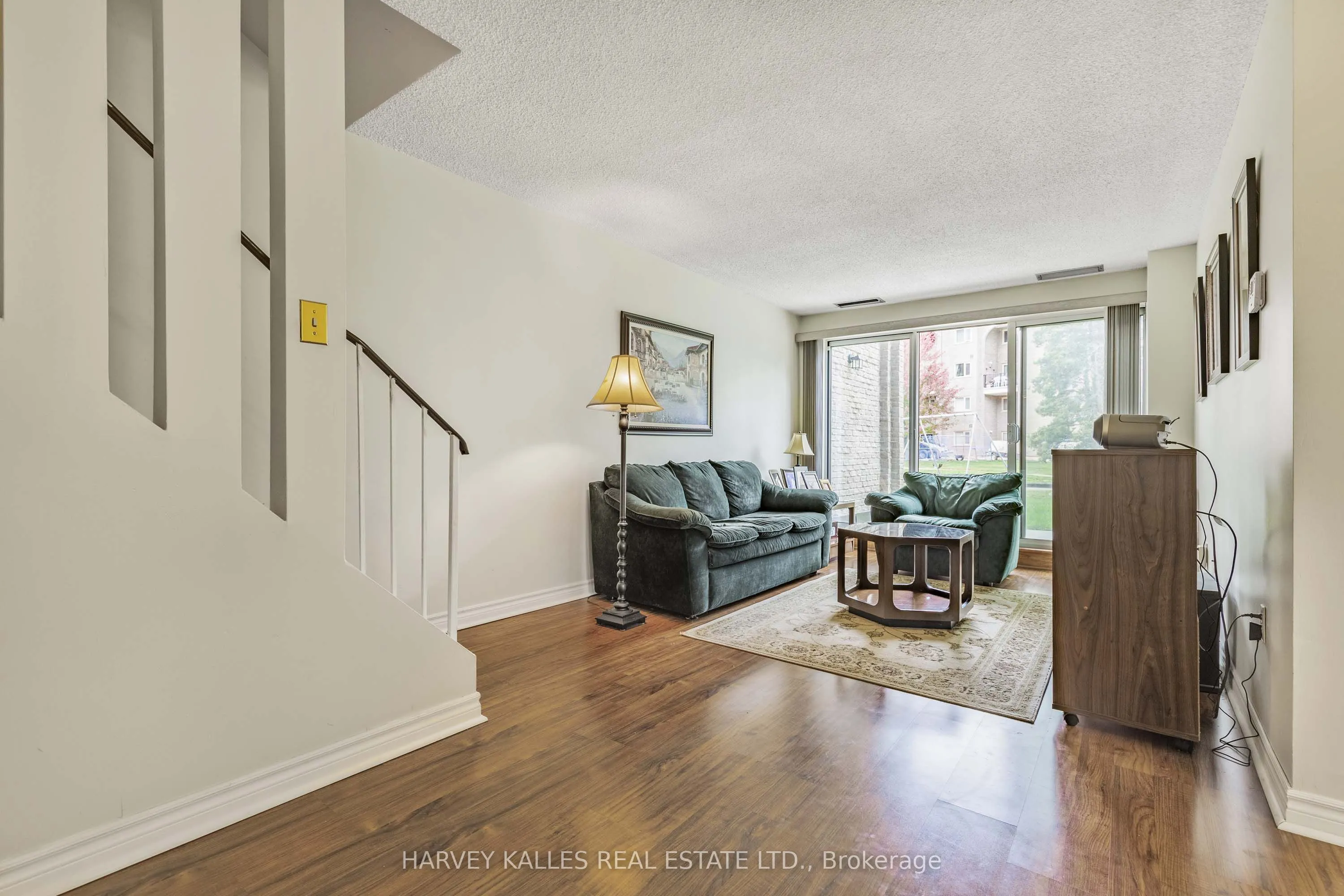 4001 Don Mills Road, #142