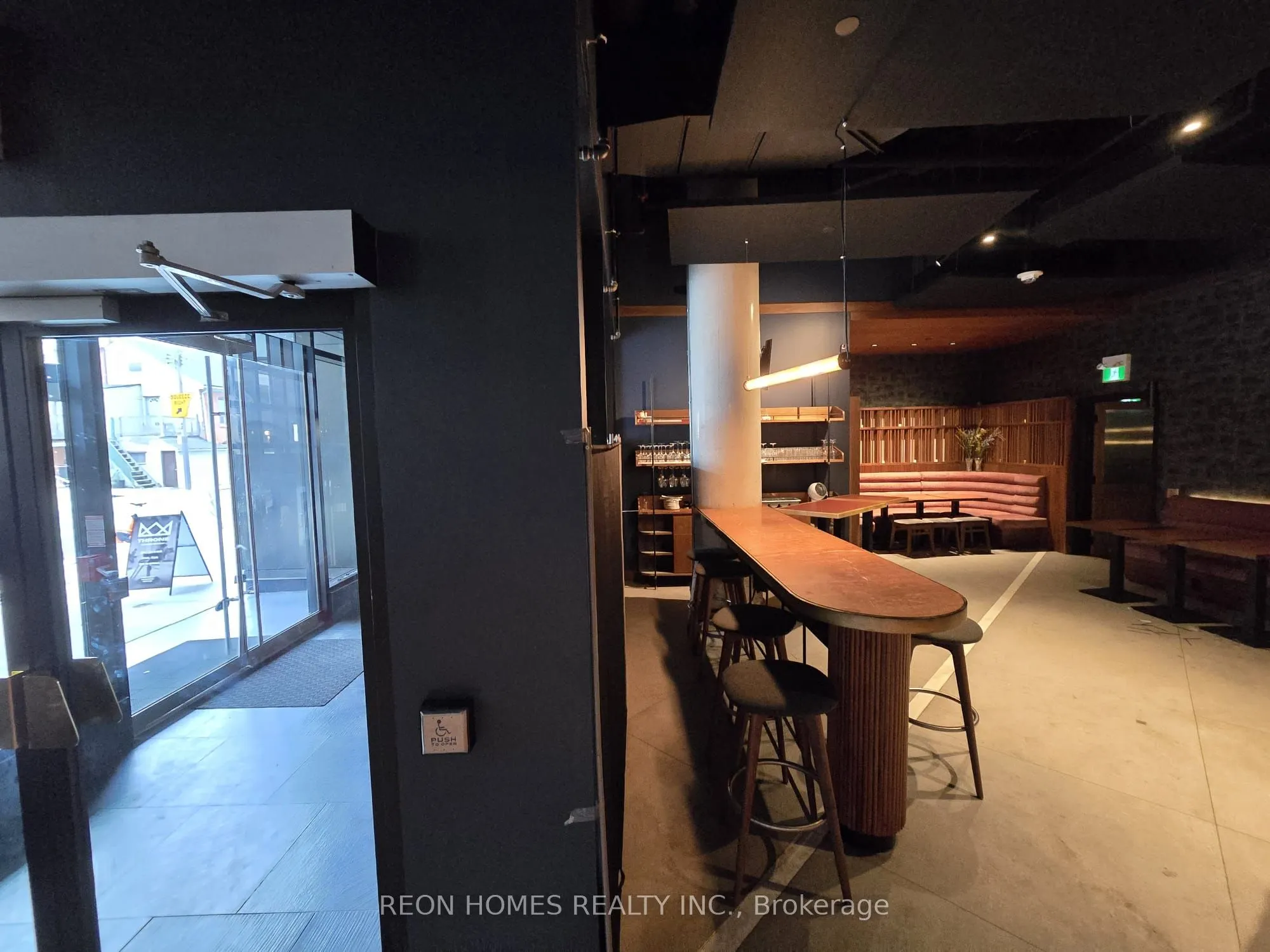 612 Richmond Street W, #103