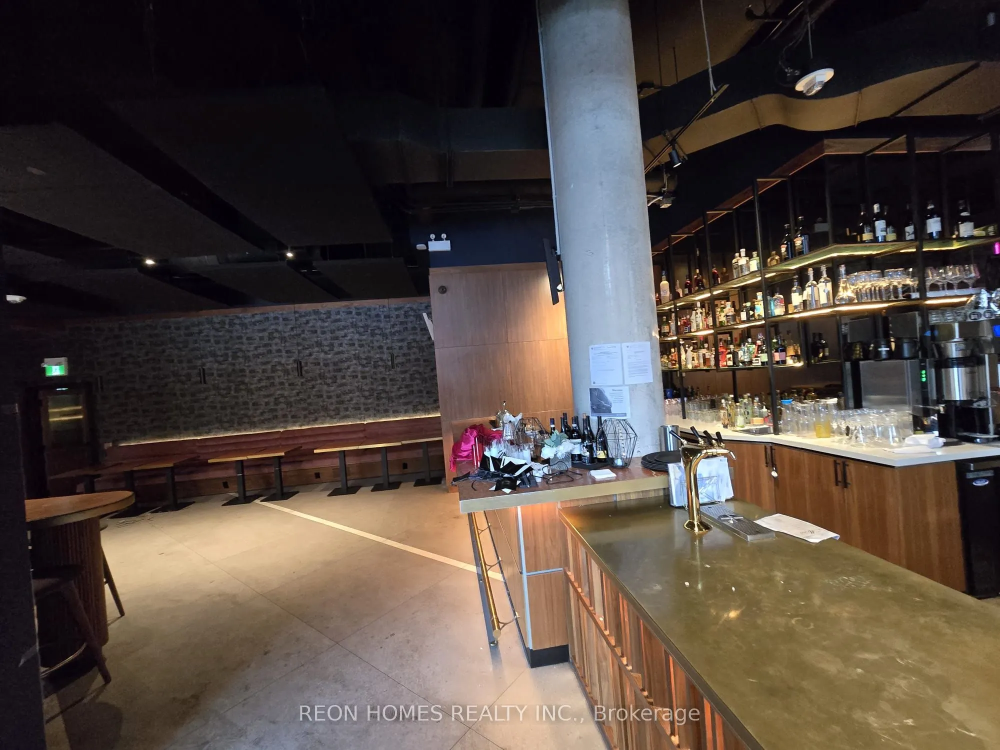 612 Richmond Street W, #103