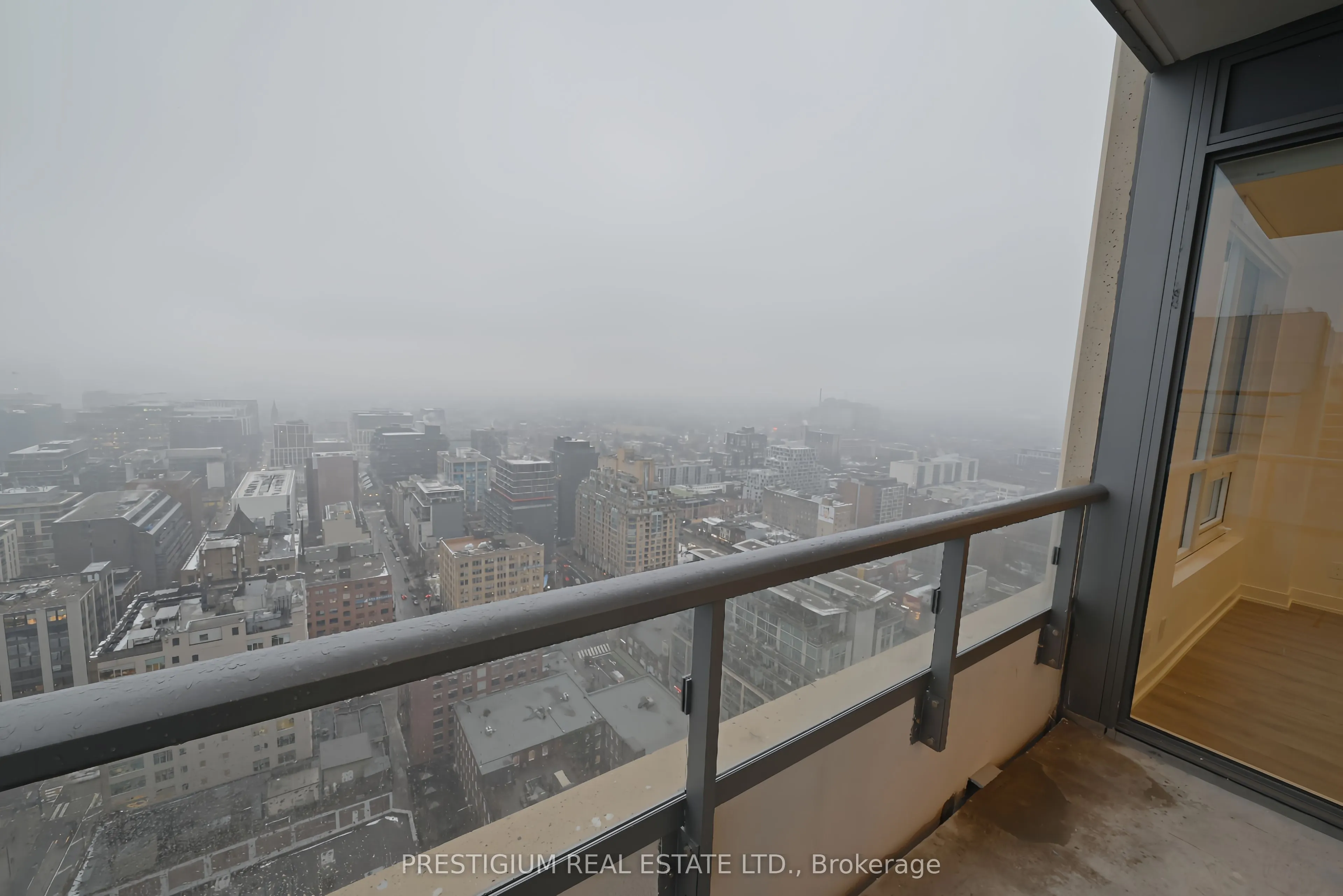108 Peter Street, #3510