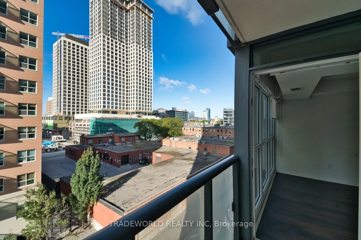 400 Adelaide Street E, #713