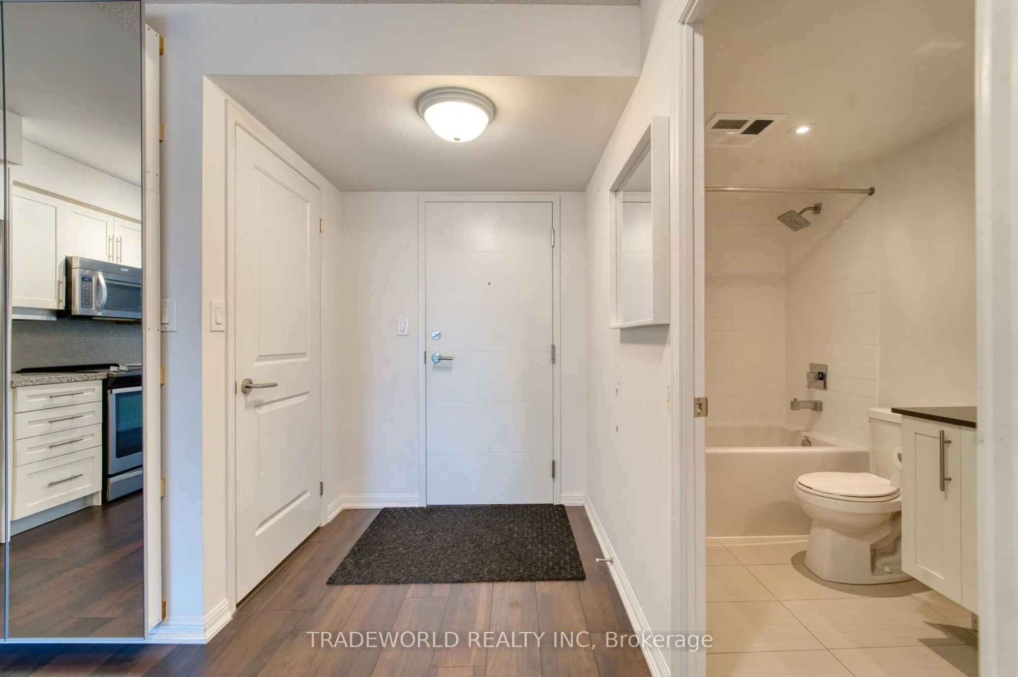 400 Adelaide Street E, #713