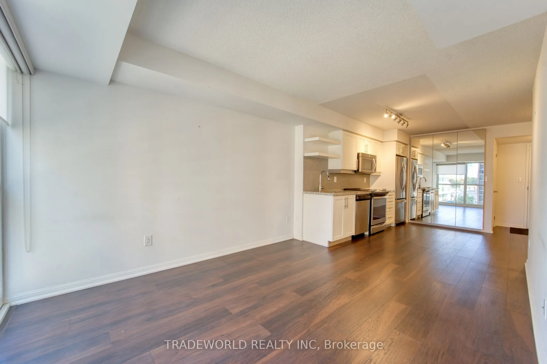 400 Adelaide Street E, #713