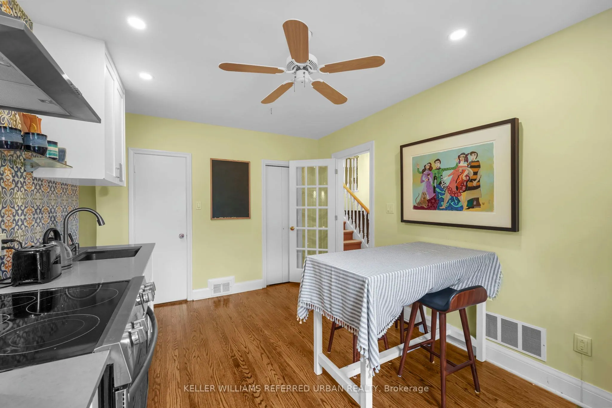 240 Cameron Avenue, #Upper