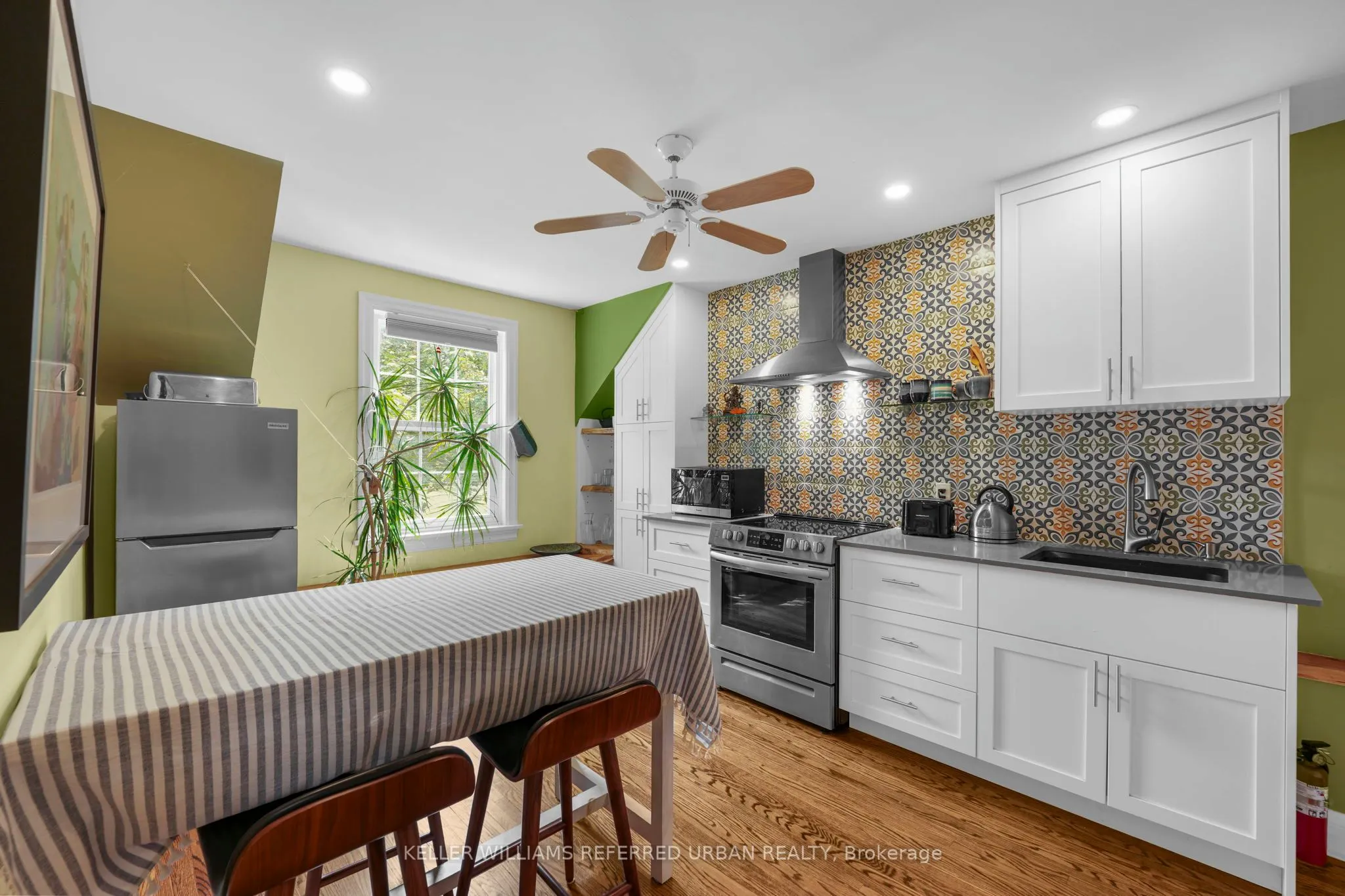 240 Cameron Avenue, #Upper