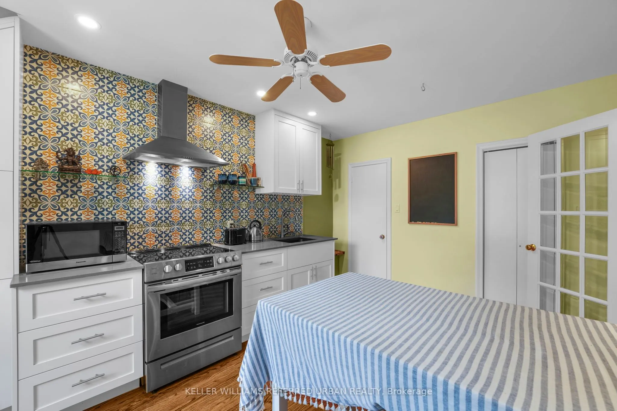 240 Cameron Avenue, #Upper