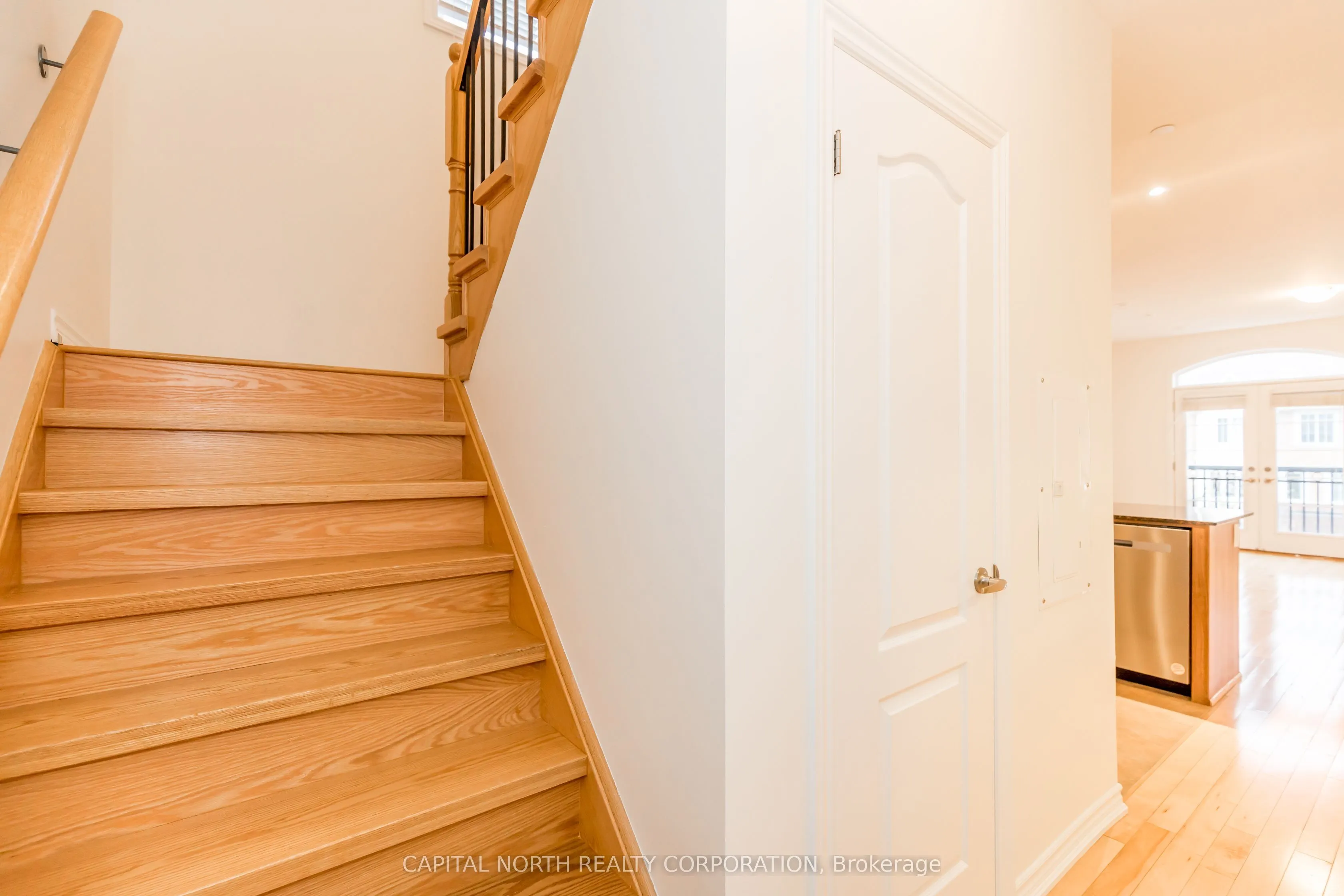 39 Drewry Avenue, #16